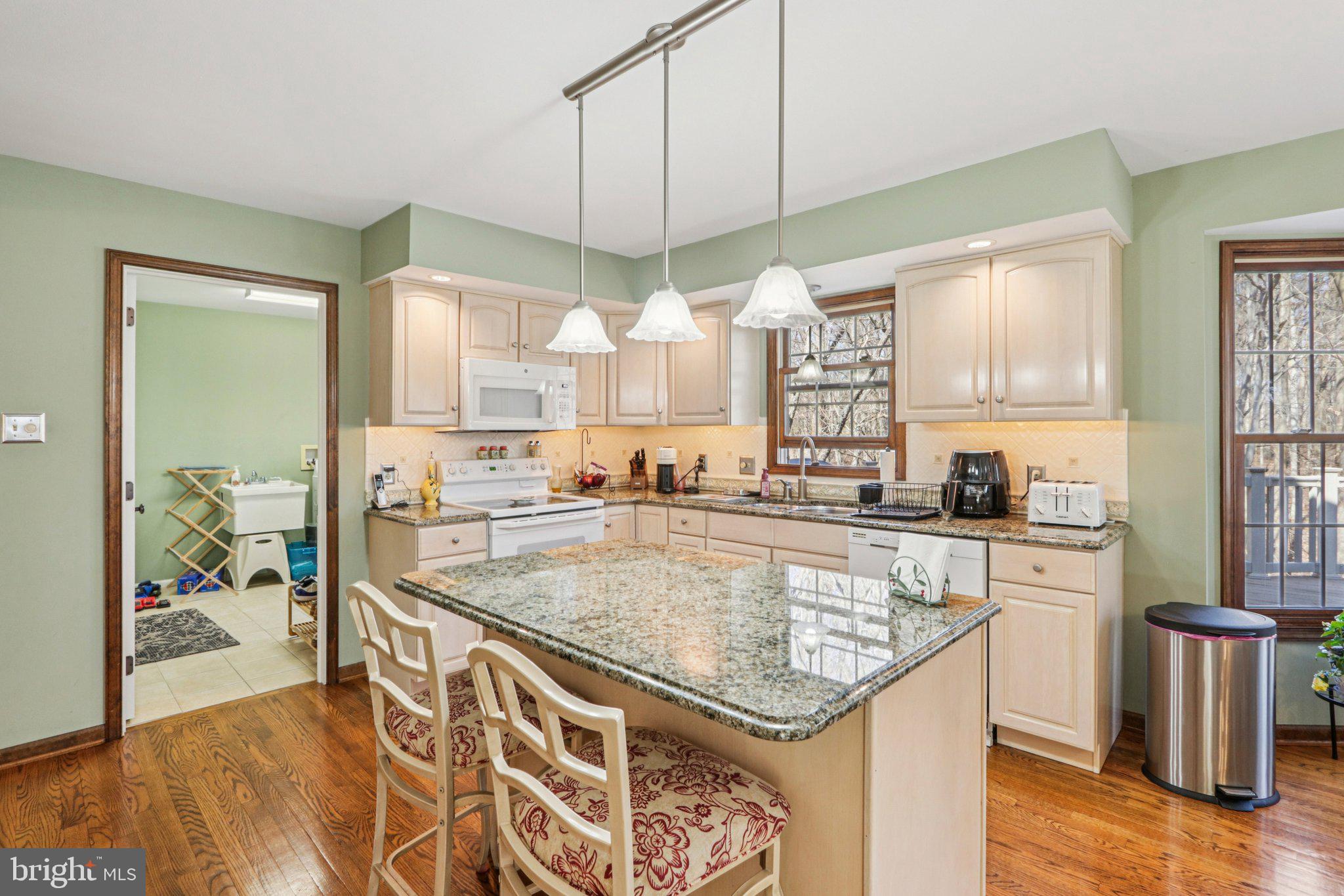 SOMERSET LAKE - Residential