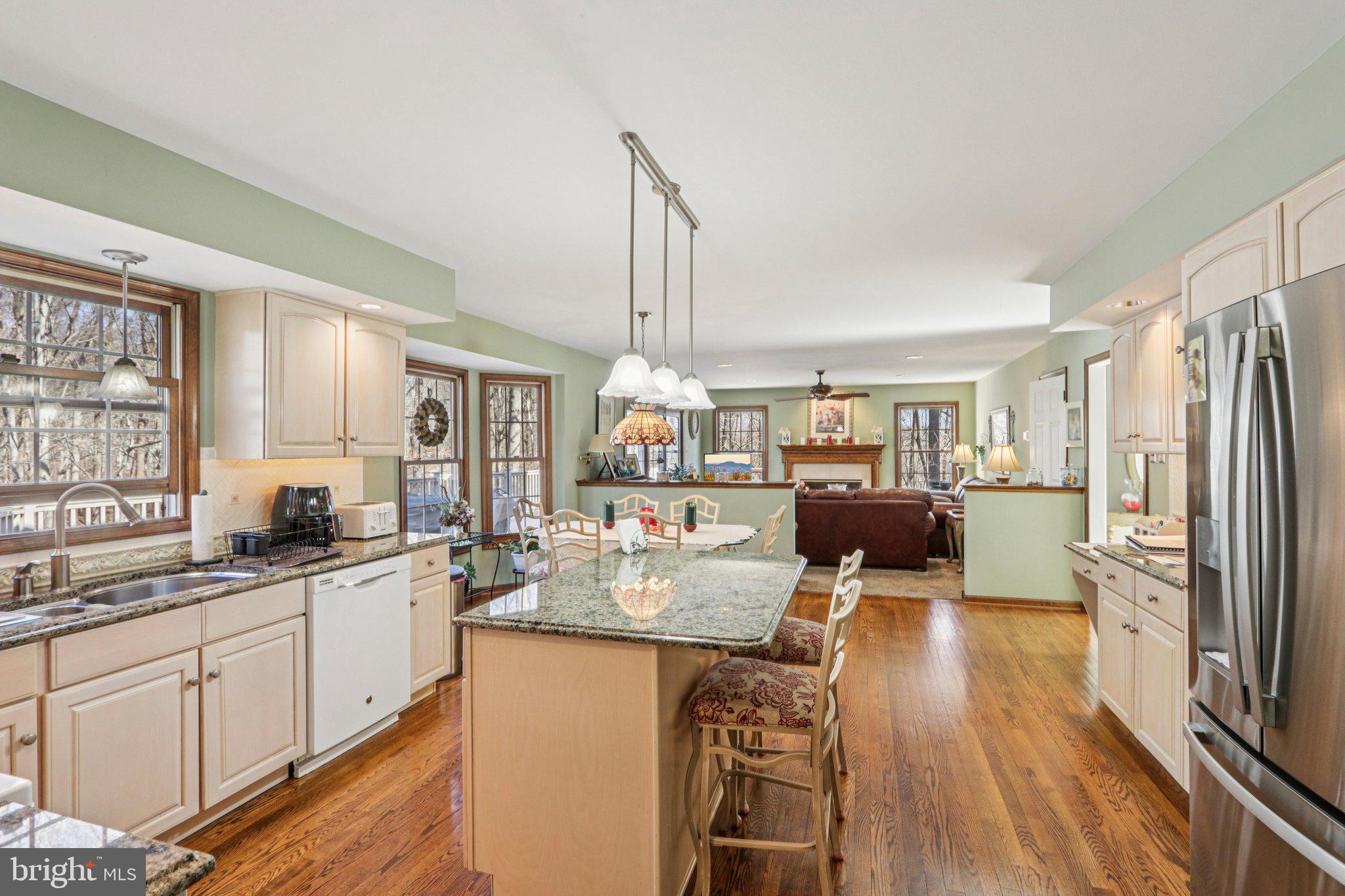 SOMERSET LAKE - Residential