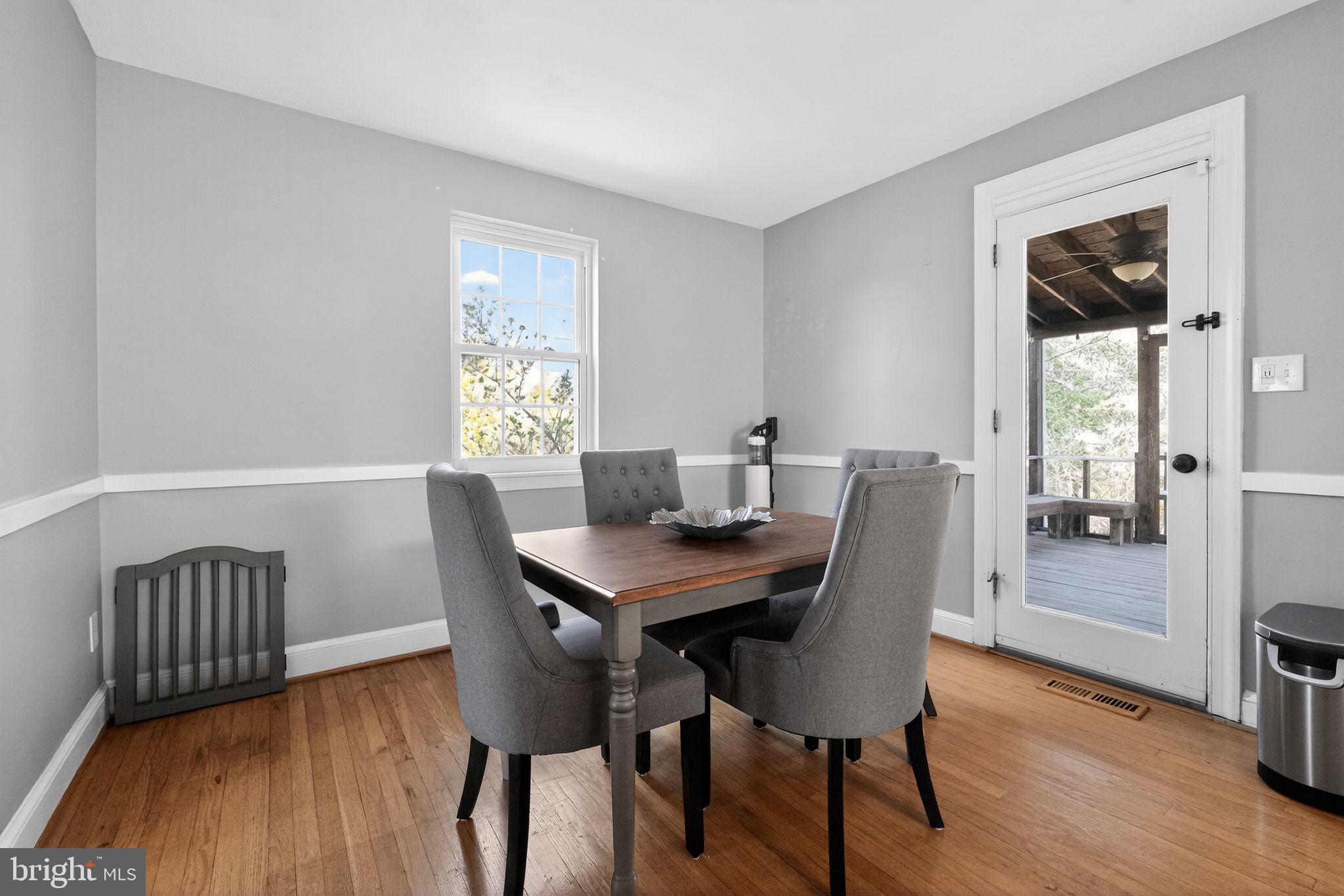 WHEATON HILLS - Residential