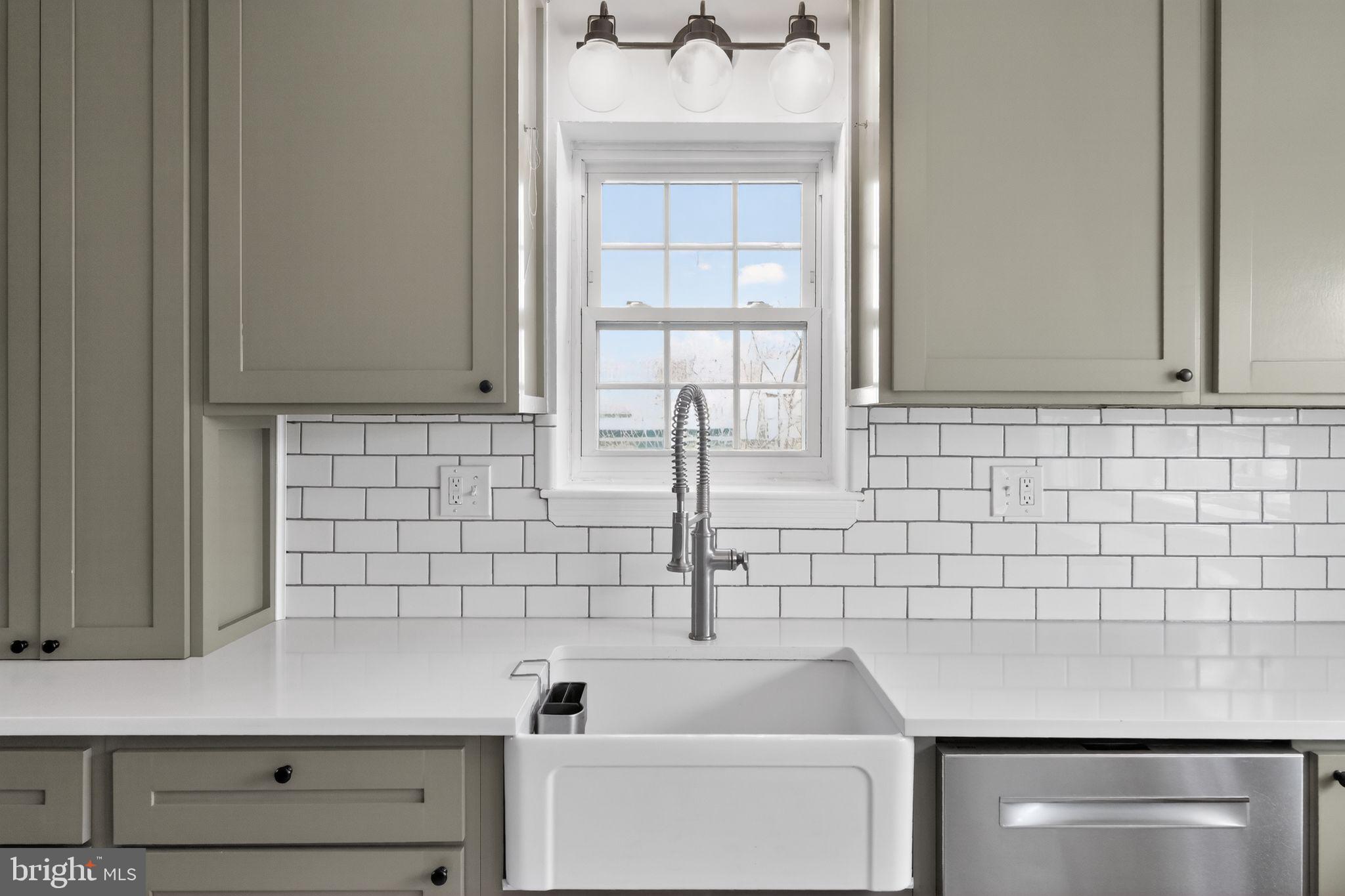 WHEATON HILLS - Residential