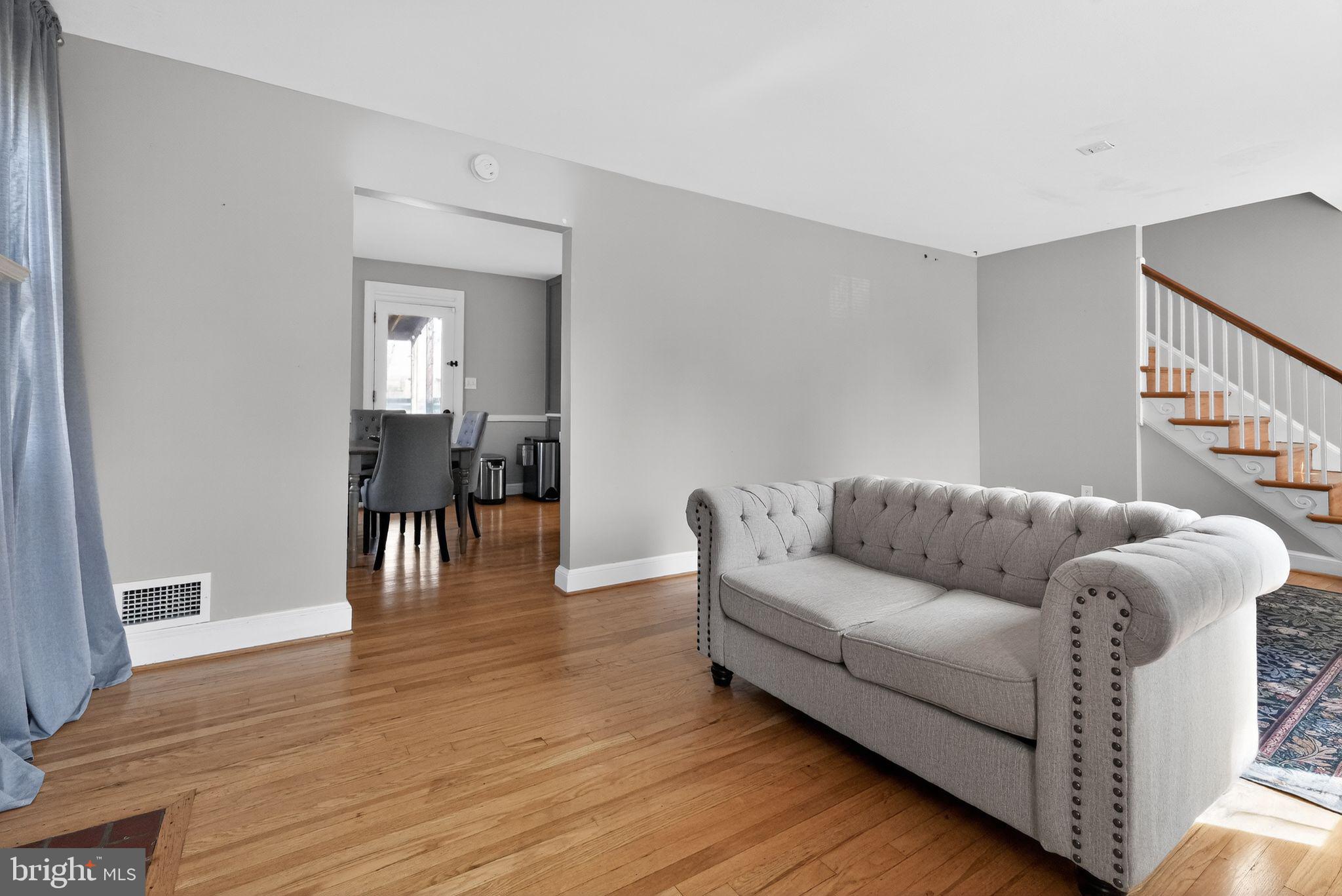 WHEATON HILLS - Residential