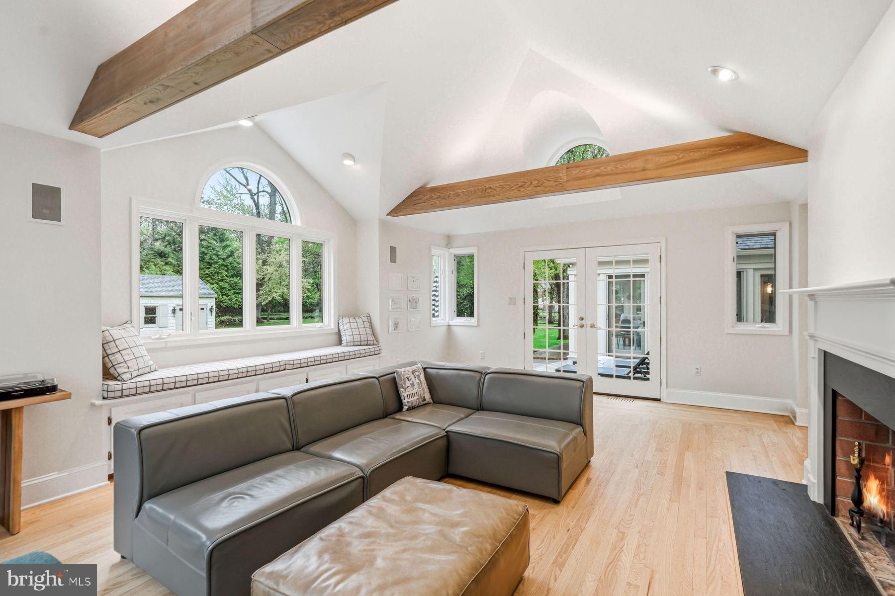 LEOPARD LAKES - Residential