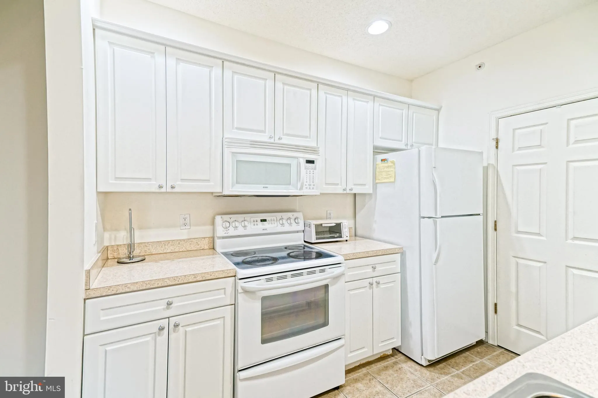 Lewes, Delaware 19958, United States, 2 Bedrooms Bedrooms, ,2 BathroomsBathrooms,Residential,Active,244710