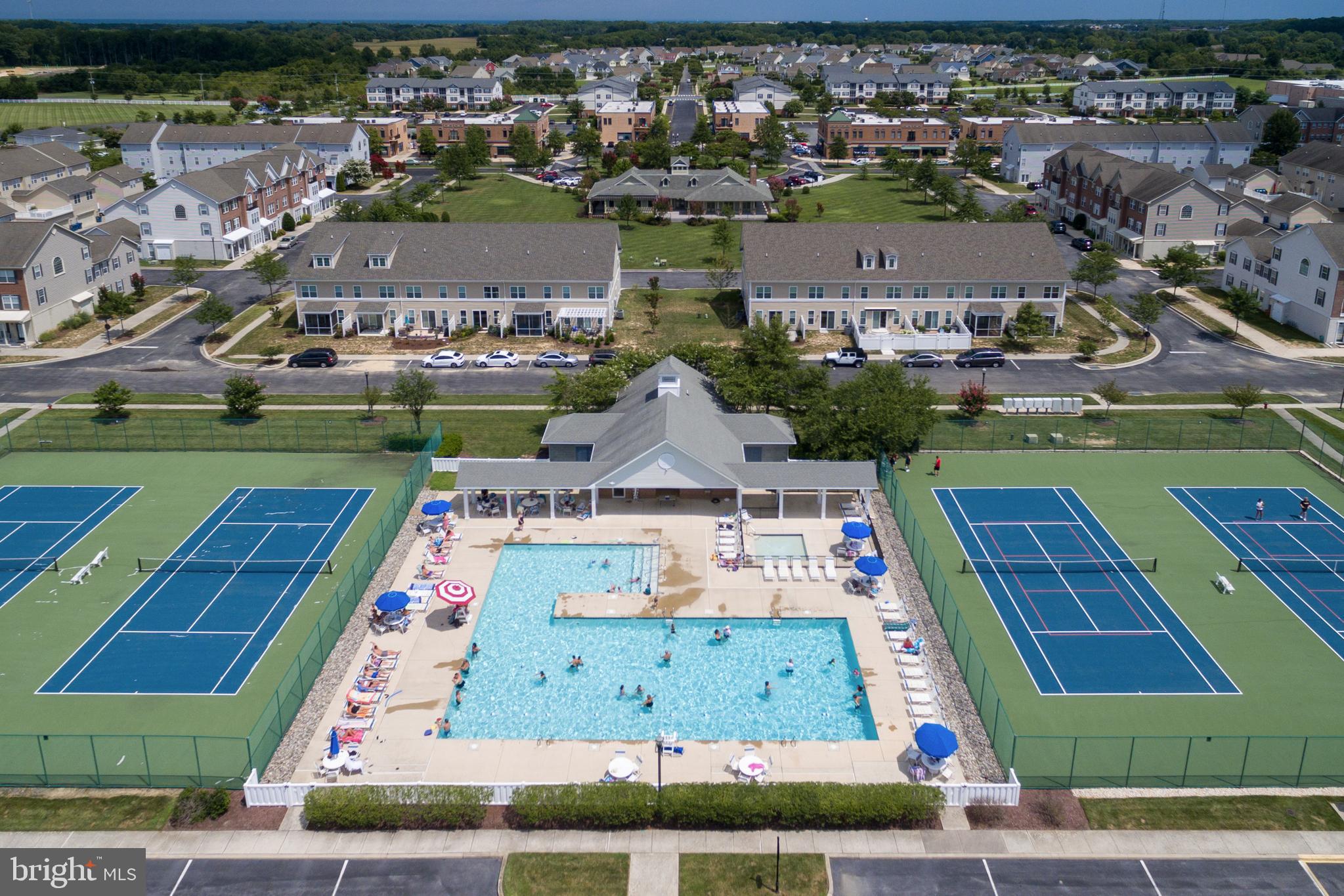 VILLAGES OF FIVE POINTS-WEST - Residential