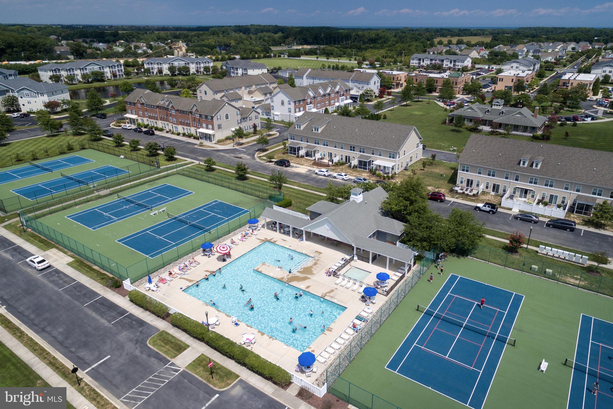 VILLAGES OF FIVE POINTS-WEST - Residential