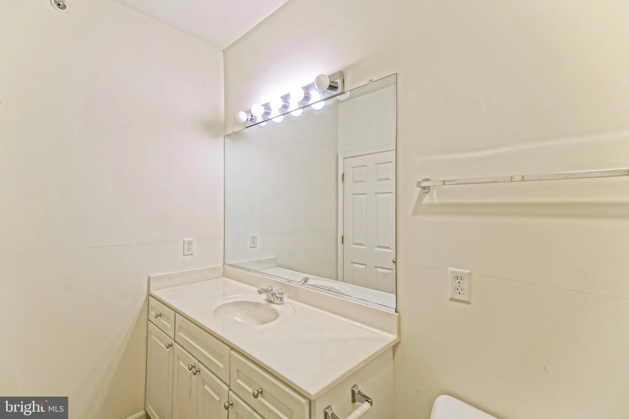 Lewes, Delaware 19958, United States, 2 Bedrooms Bedrooms, ,2 BathroomsBathrooms,Residential,Active,244710