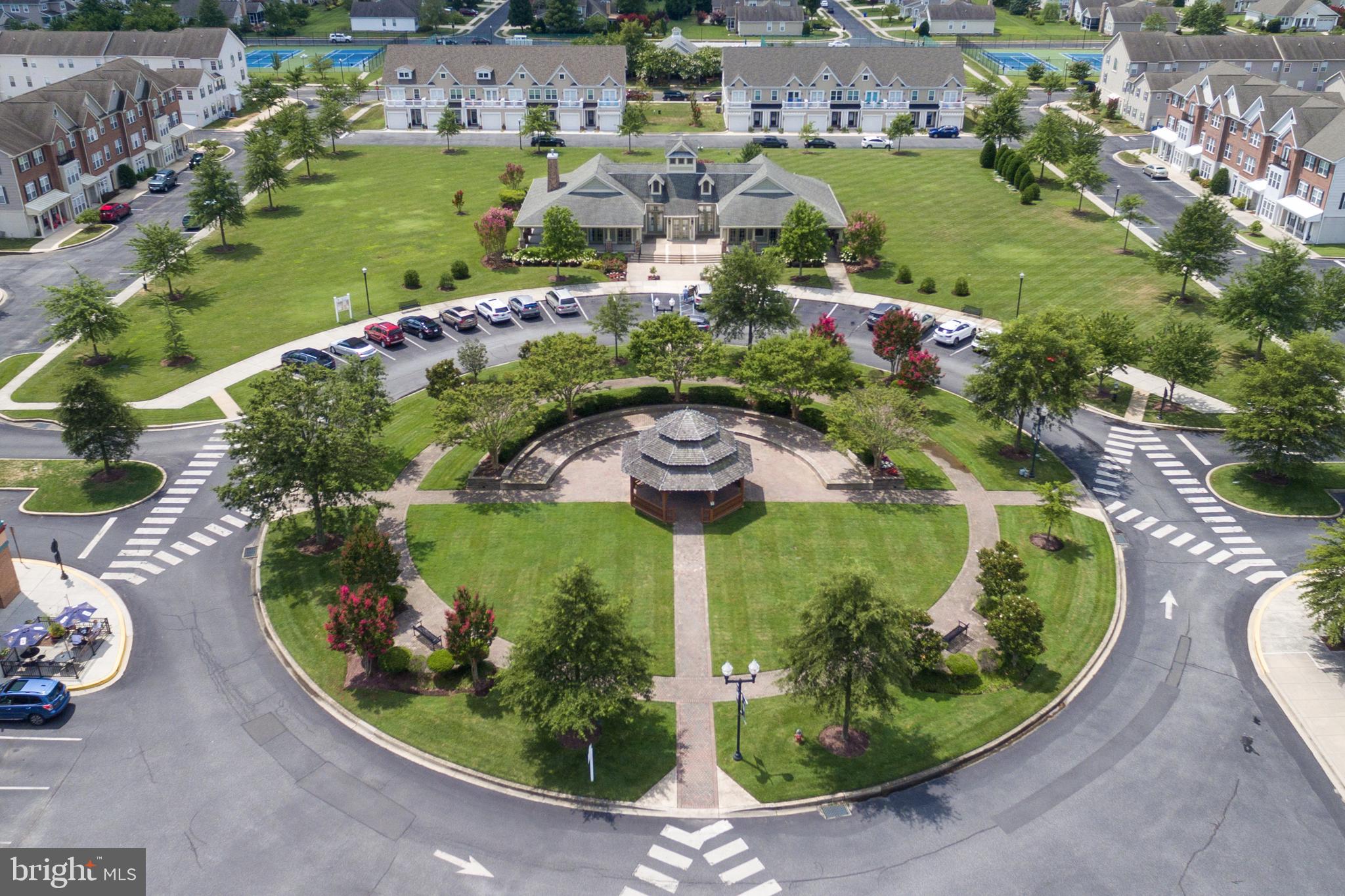 VILLAGES OF FIVE POINTS-WEST - Residential