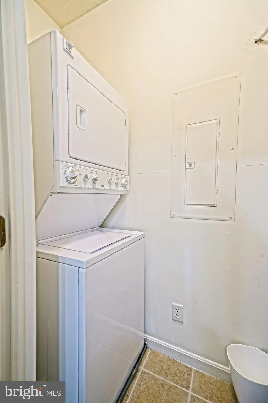 Lewes, Delaware 19958, United States, 2 Bedrooms Bedrooms, ,2 BathroomsBathrooms,Residential,Active,244710