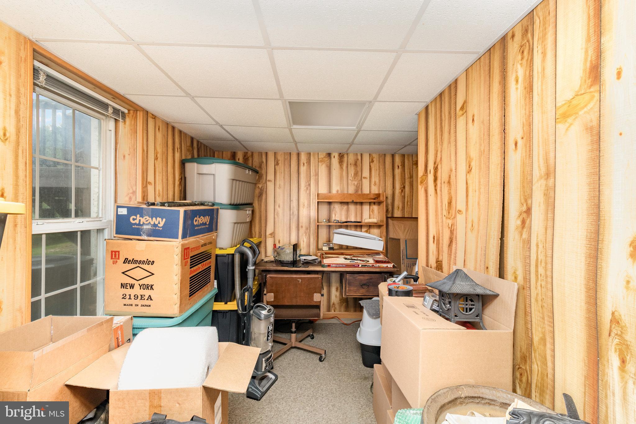 MANOR OAKS - Residential