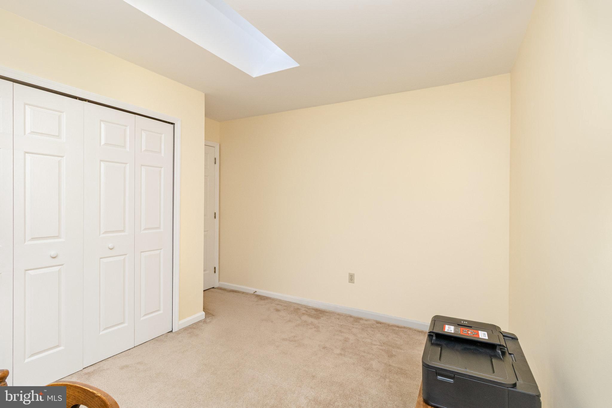 MANOR OAKS - Residential