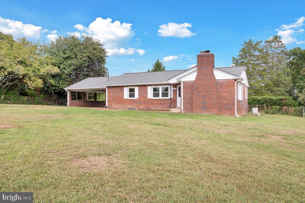 SHARON - Residential Lease