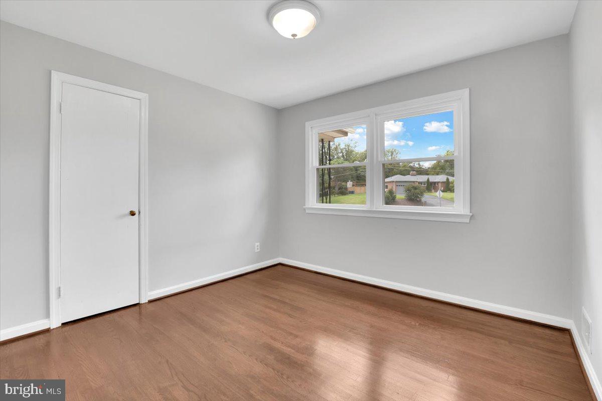 SHARON - Residential Lease