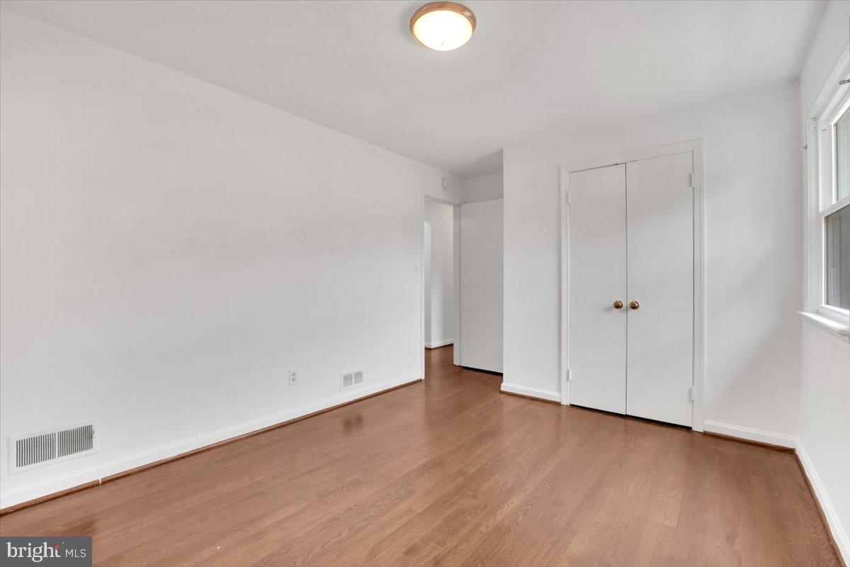 SHARON - Residential Lease