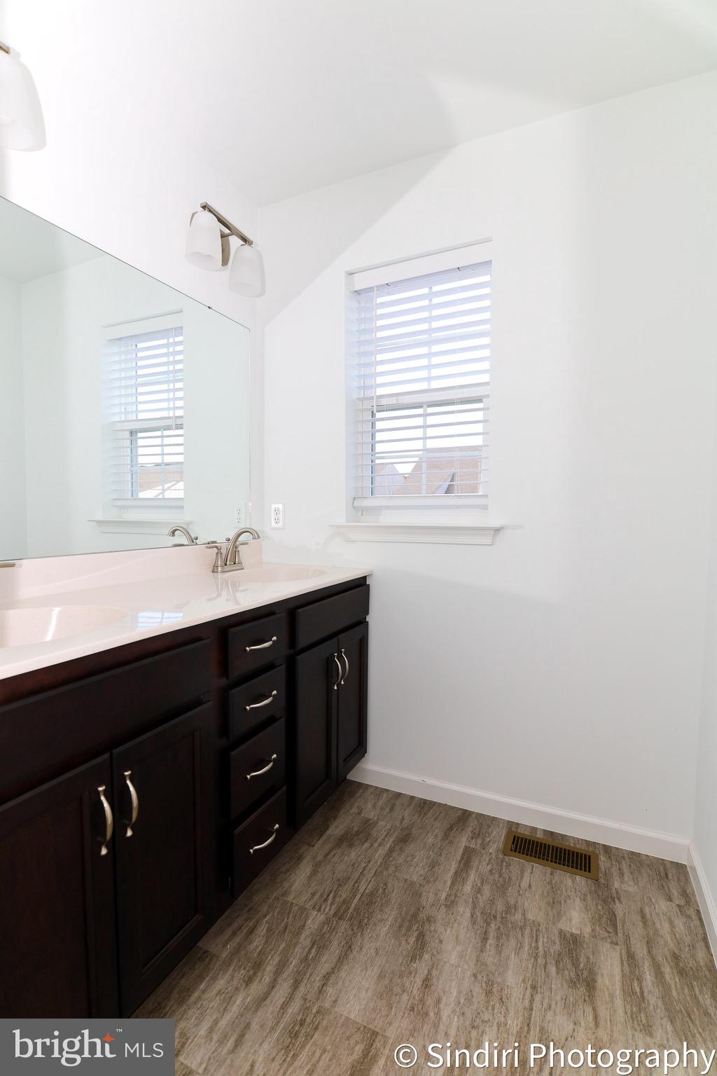 HANBURY COURT - Residential Lease