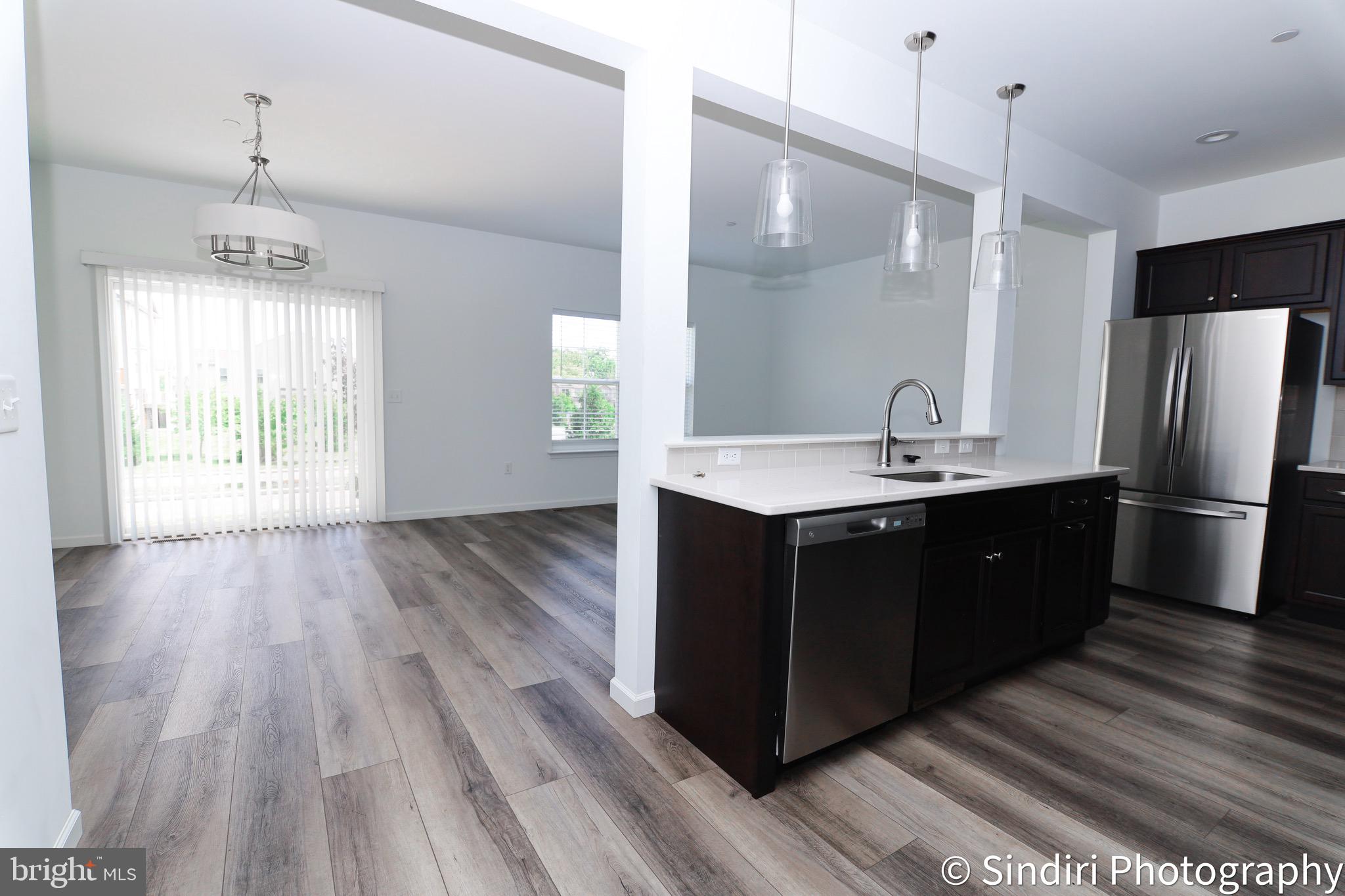 HANBURY COURT - Residential Lease