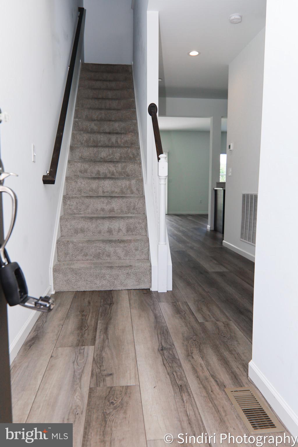 HANBURY COURT - Residential Lease