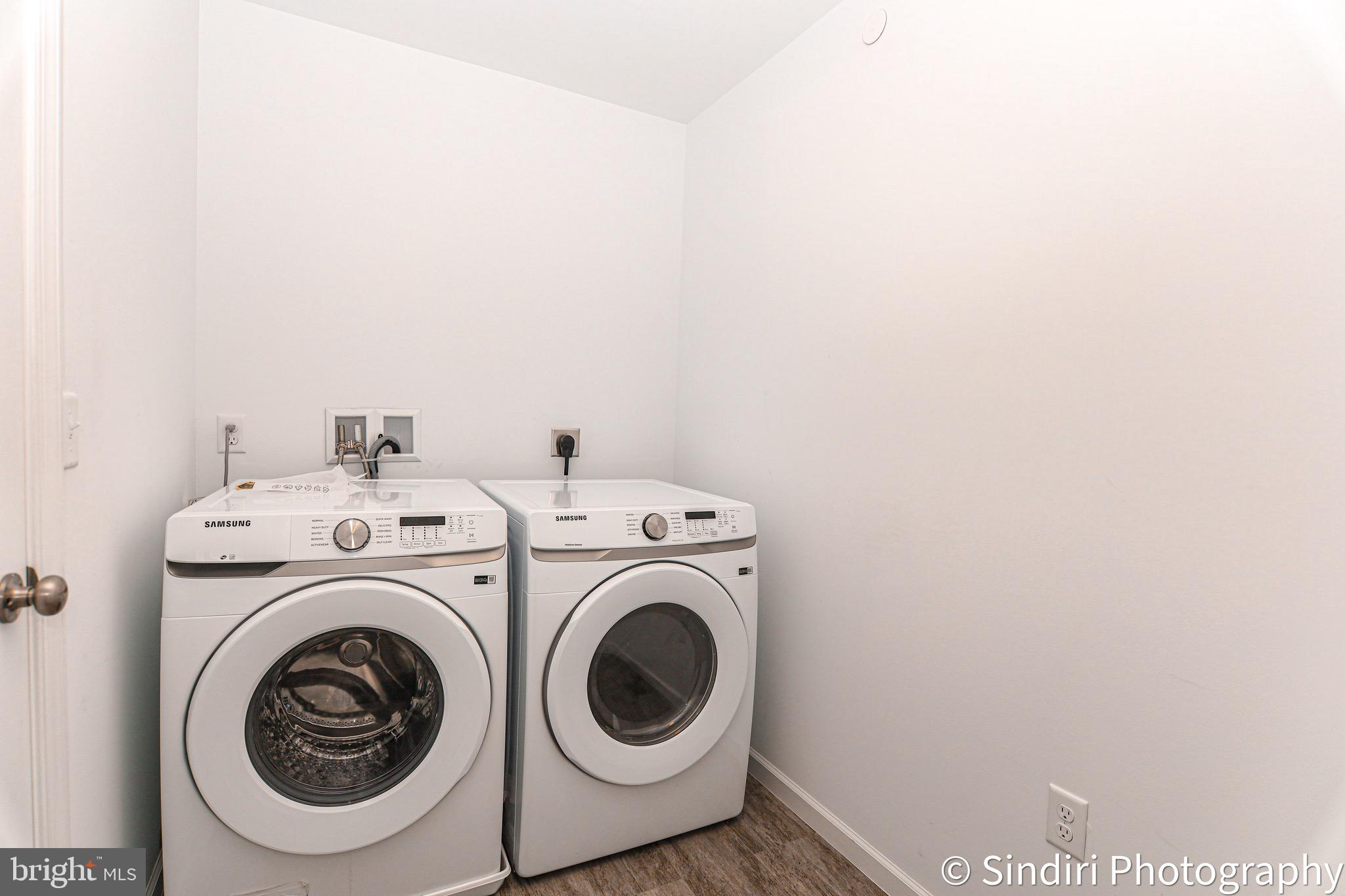 HANBURY COURT - Residential Lease