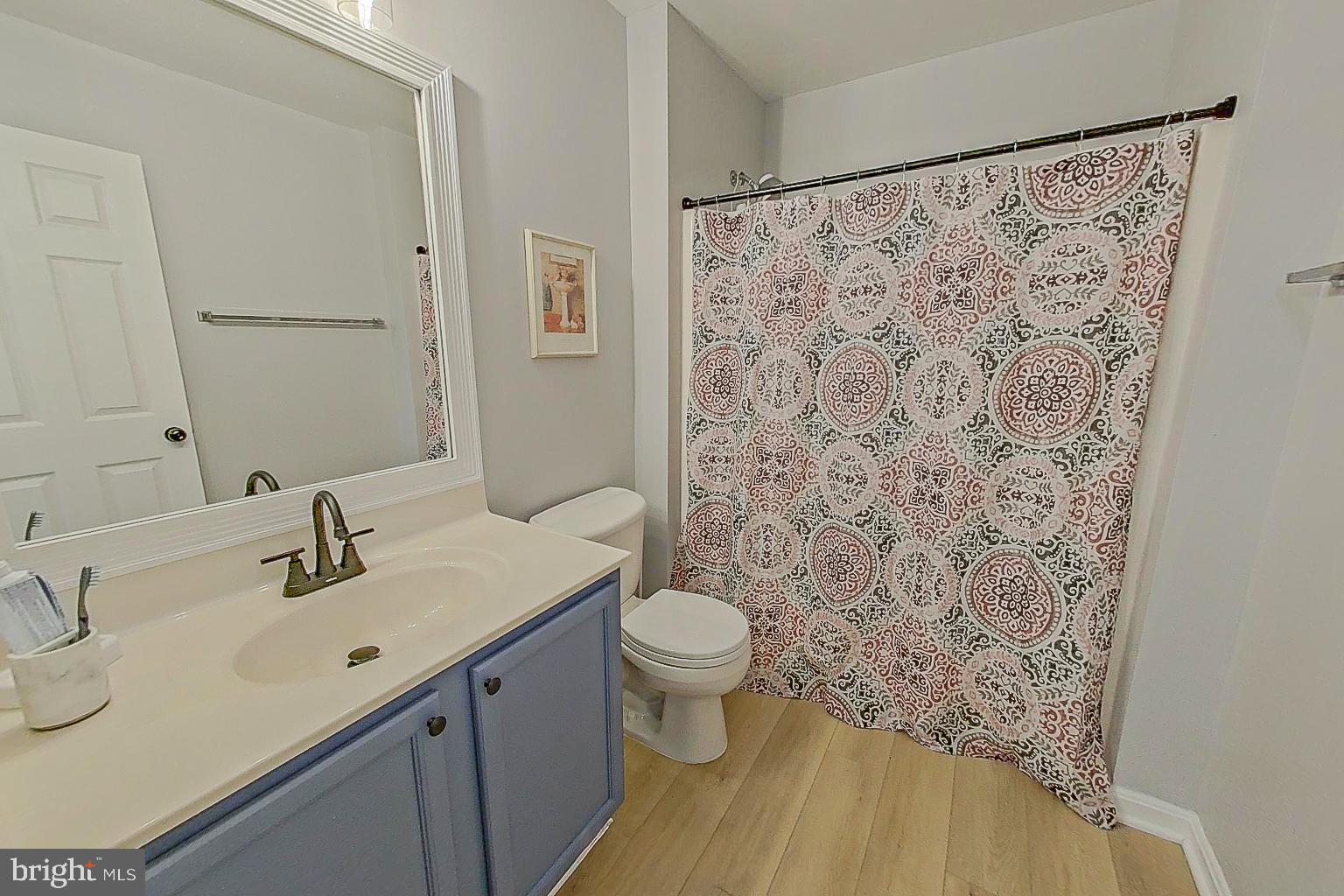 CRESTVIEW - Residential