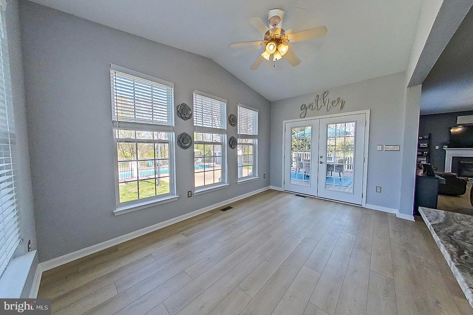 CRESTVIEW - Residential