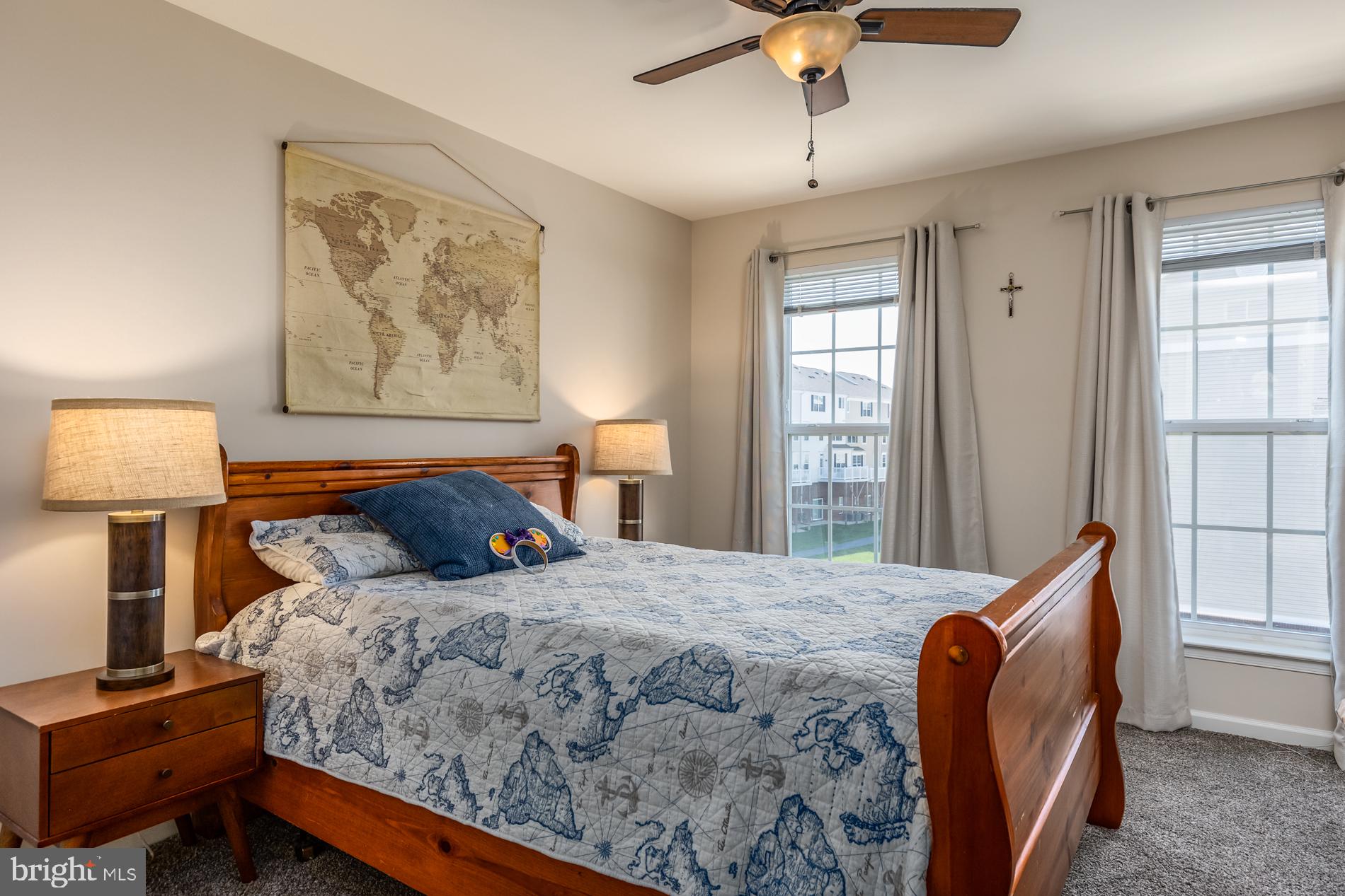 CASCADES PLACE CONDOMINIUM - Residential