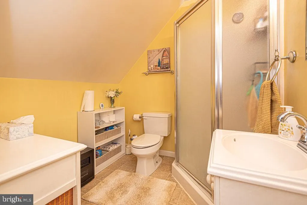 Fenwick Island, Delaware 19944, United States, 5 Bedrooms Bedrooms, ,4 BathroomsBathrooms,Residential,Active,64541