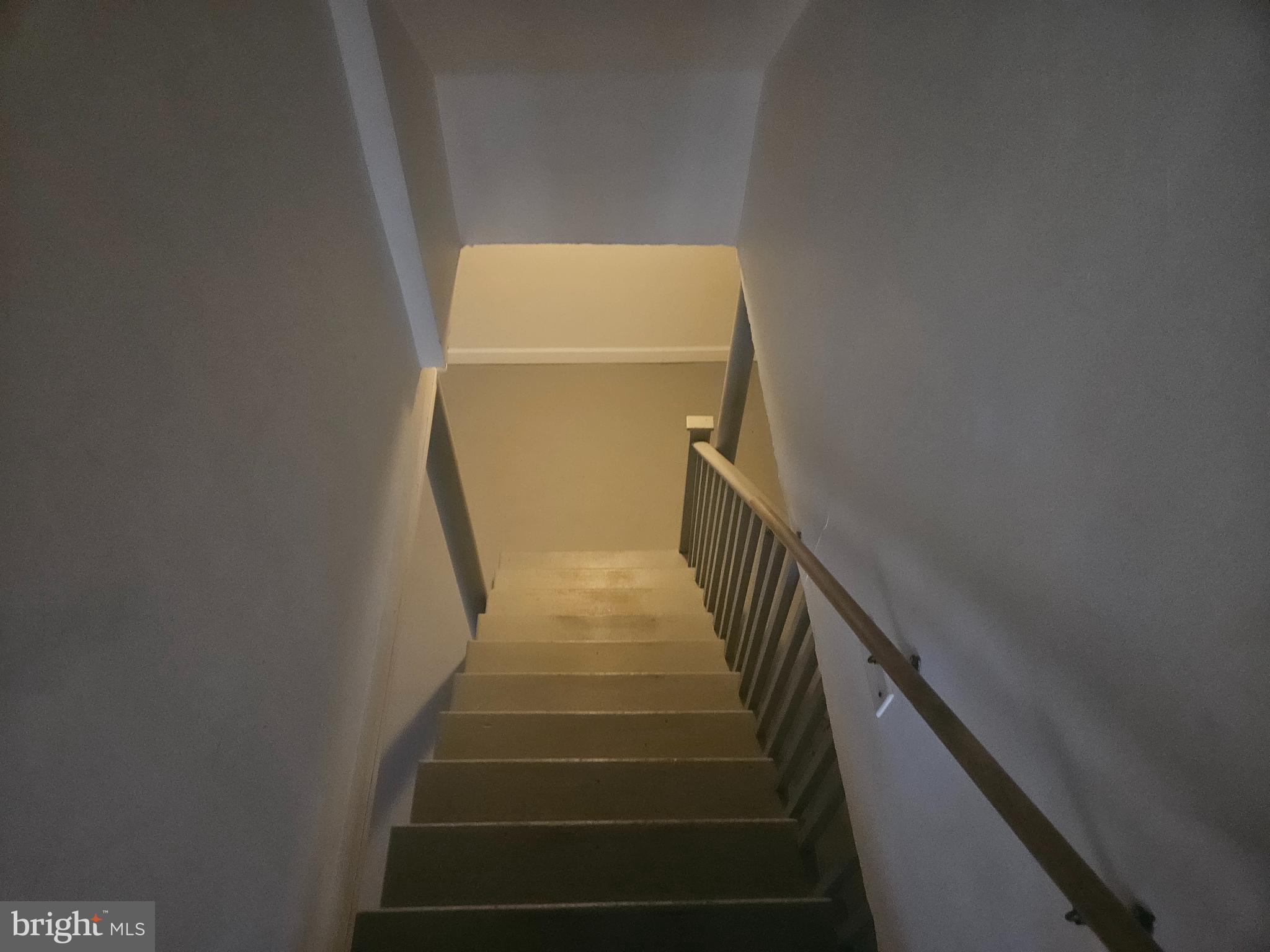 EDGEWOOD PARK - Residential Lease