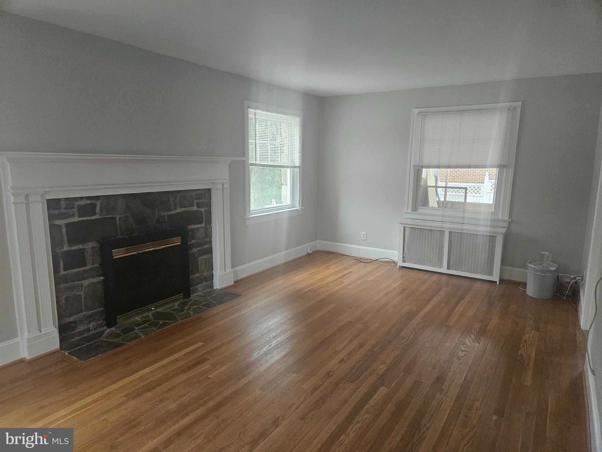 EDGEWOOD PARK - Residential Lease