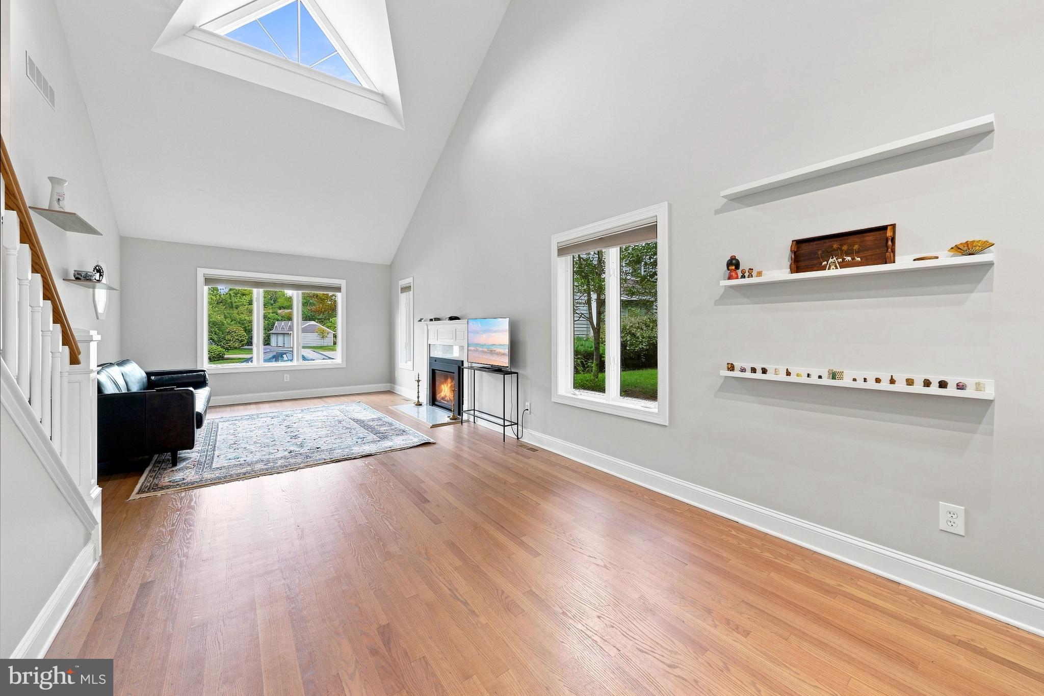 513 BEECH TREE LANE