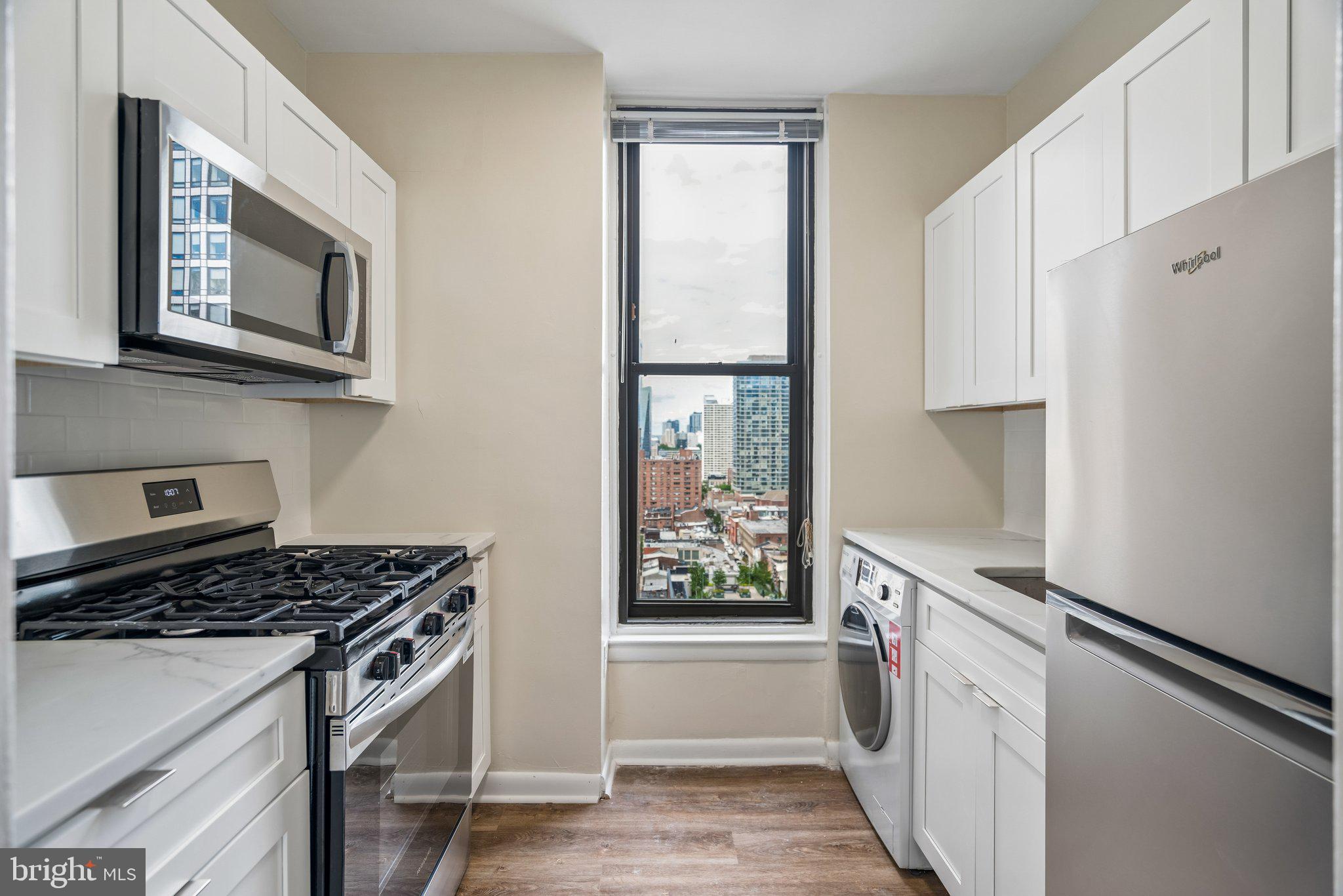 135 S 19TH STREET 1506