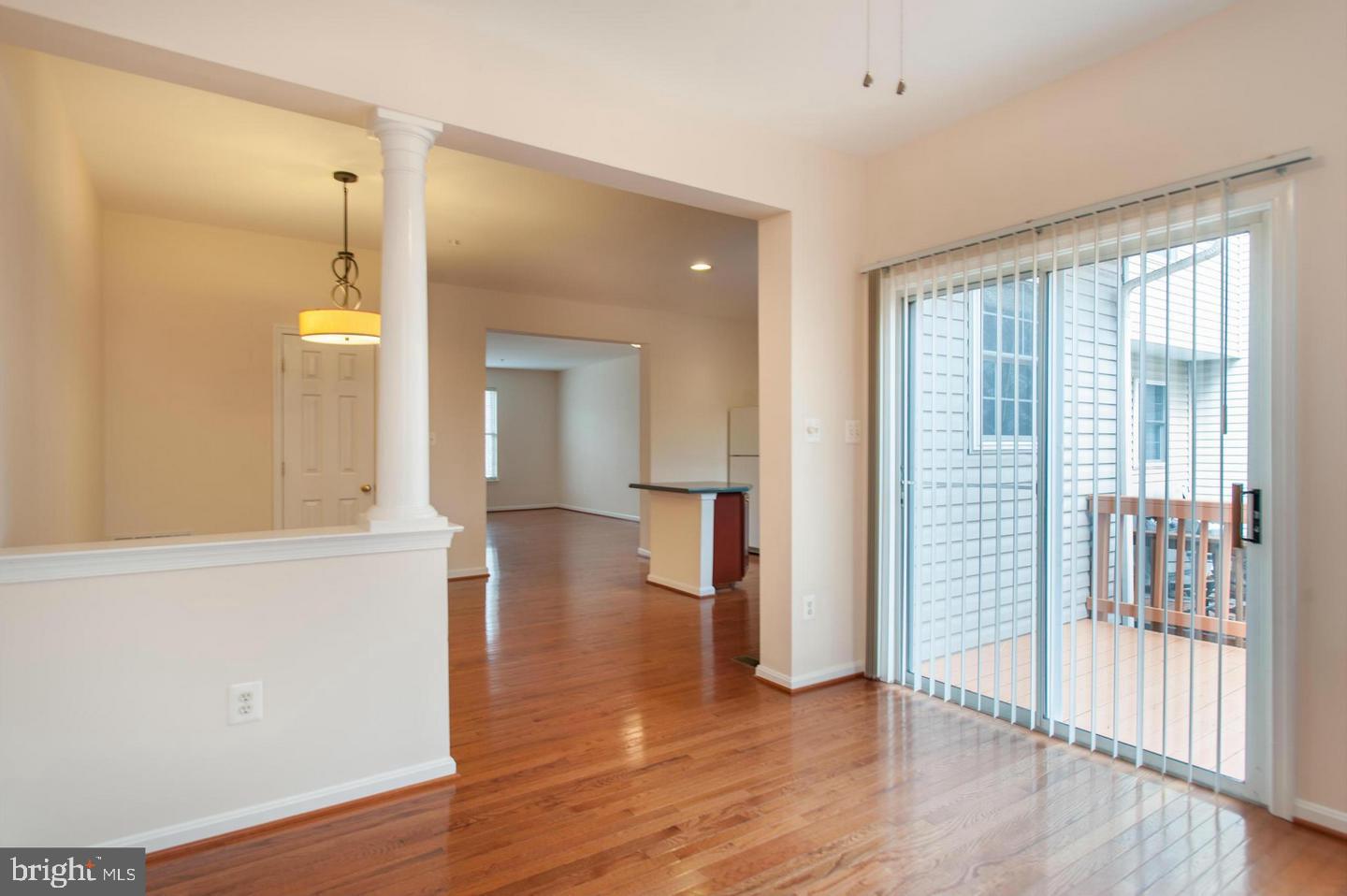 RIVER OAKS - Residential Lease