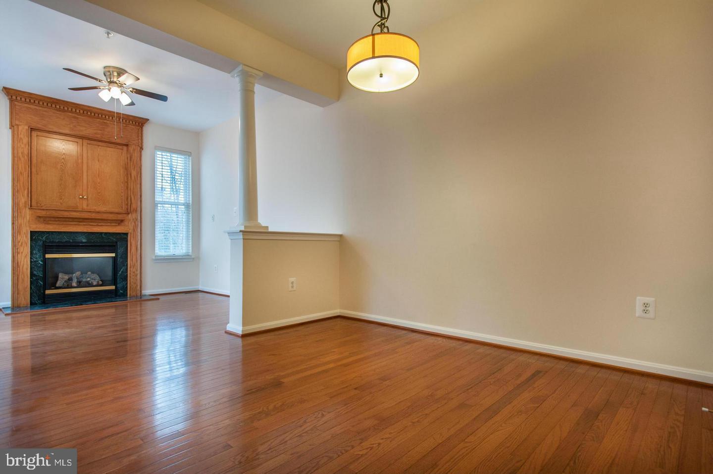 RIVER OAKS - Residential Lease