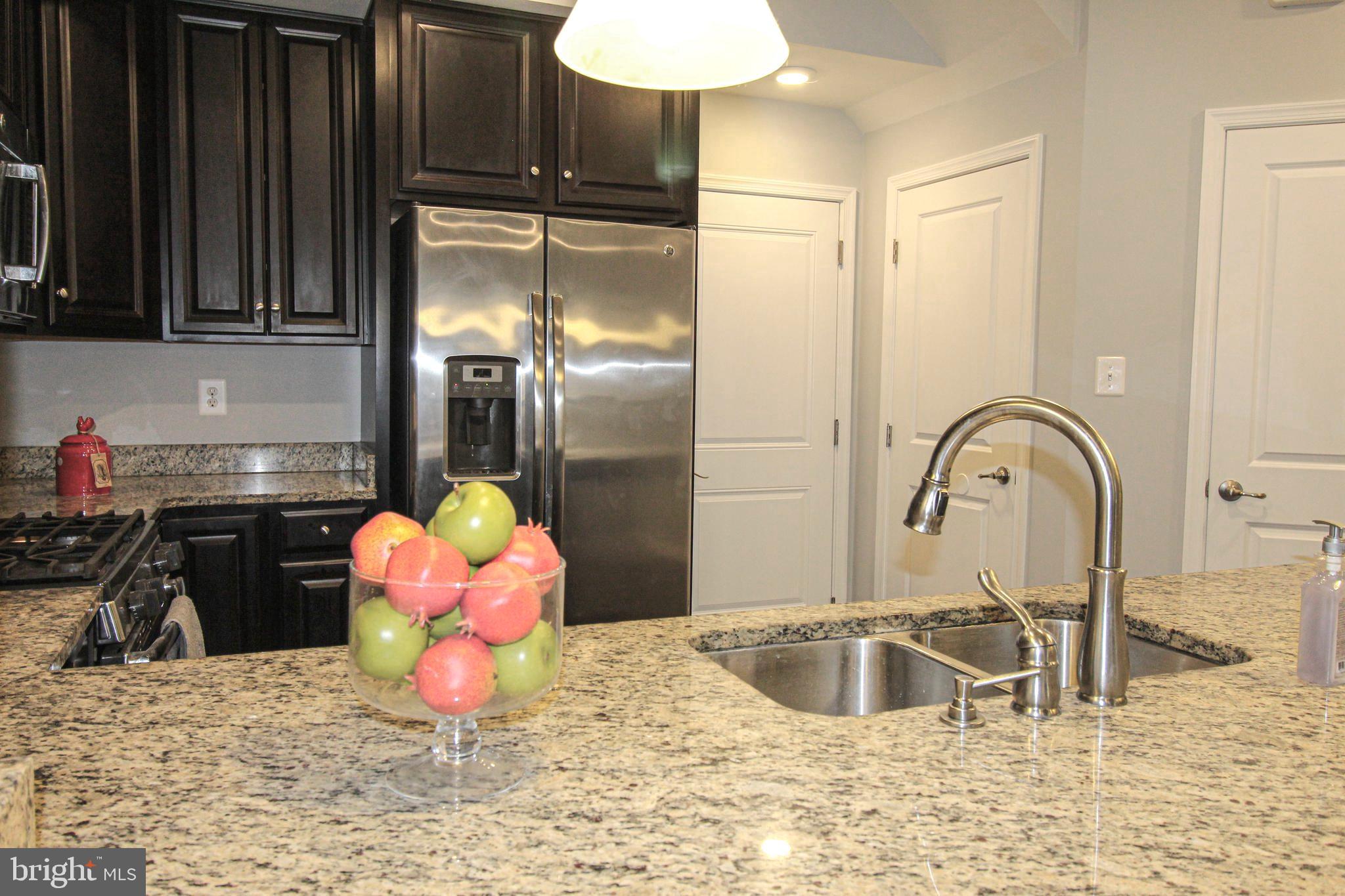 ORCHARD SQUARE - Residential