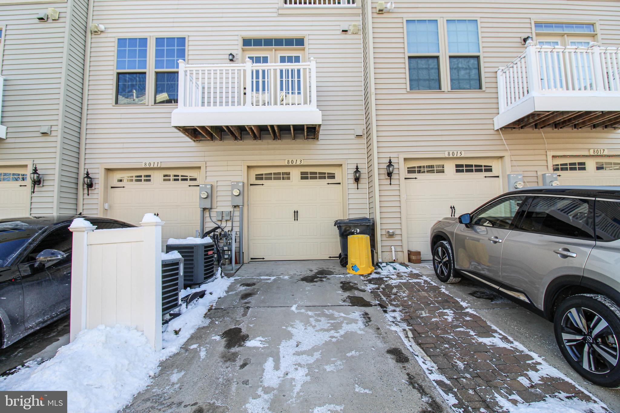 ORCHARD SQUARE - Residential