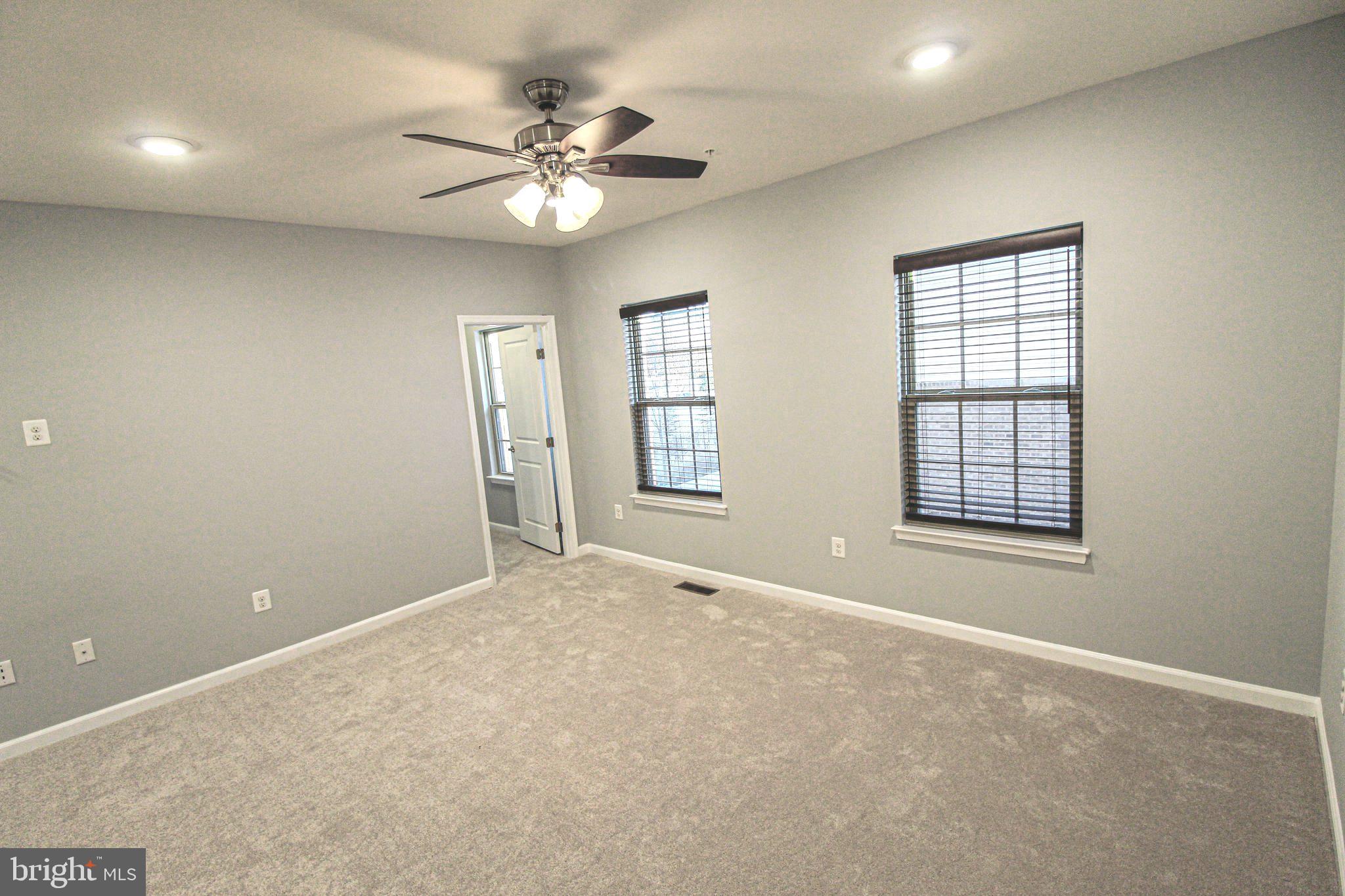 ORCHARD SQUARE - Residential