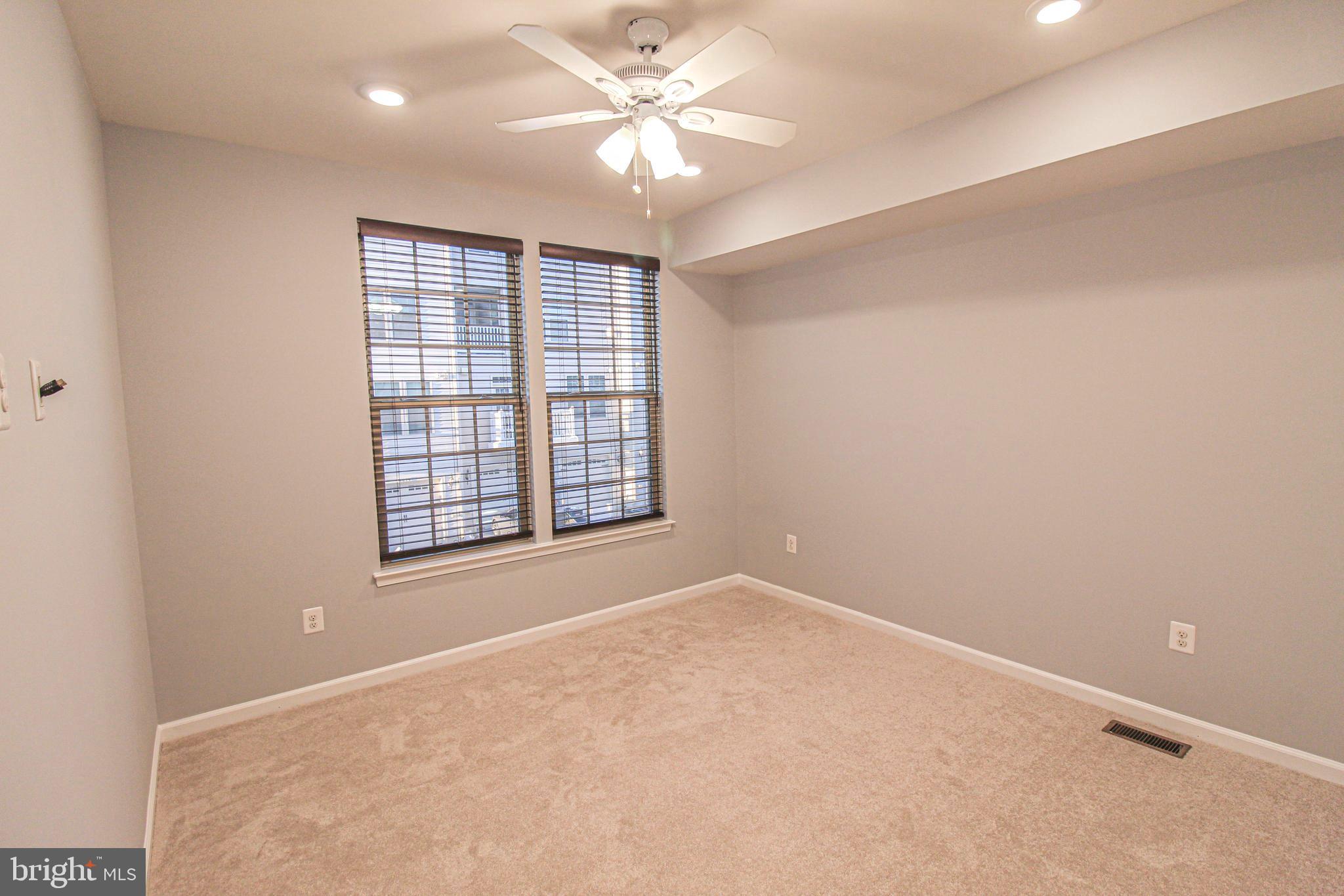 ORCHARD SQUARE - Residential