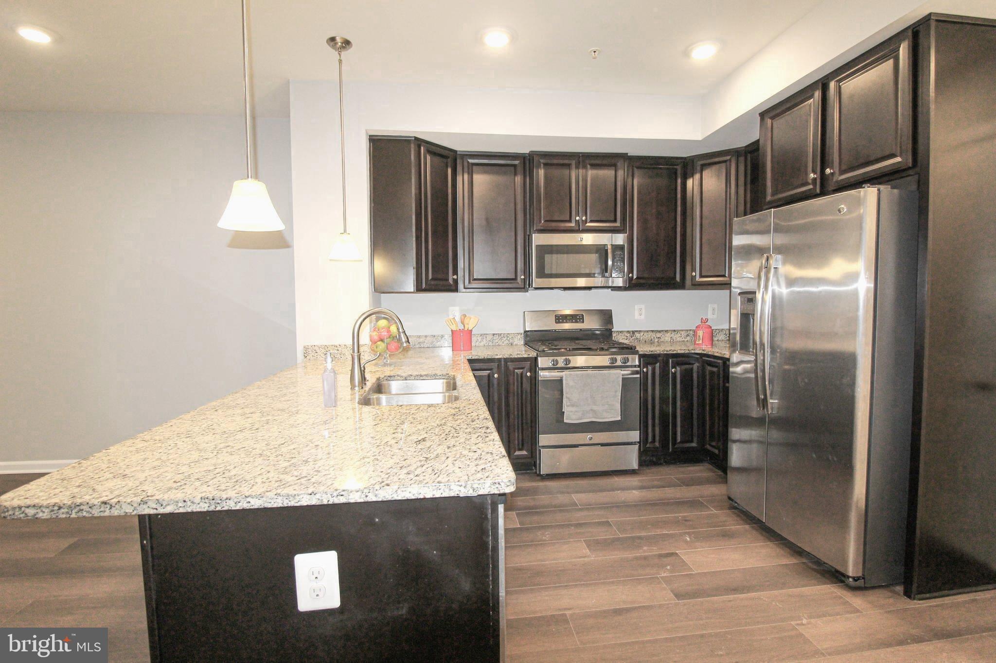 ORCHARD SQUARE - Residential