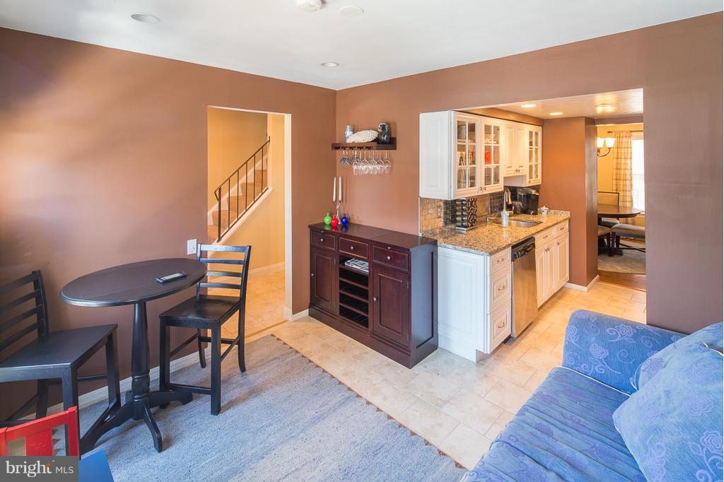 VIRGINIA VILLAGE - Residential