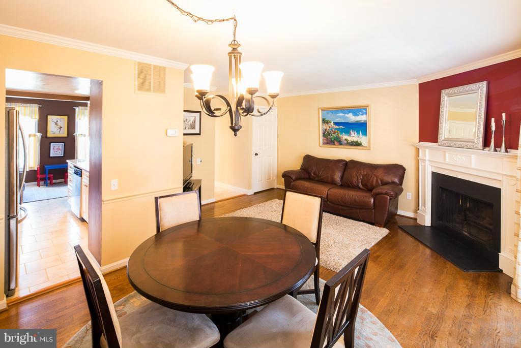 VIRGINIA VILLAGE - Residential