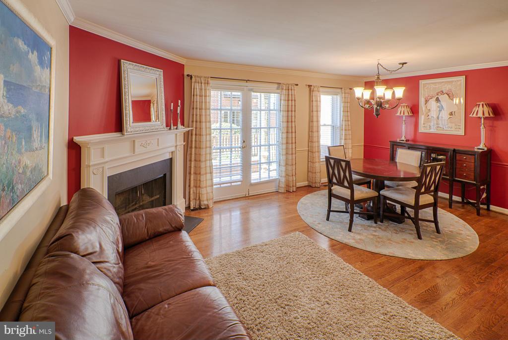 VIRGINIA VILLAGE - Residential