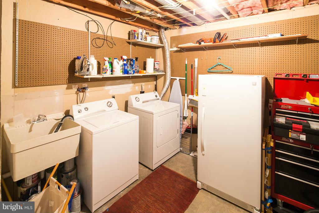 VIRGINIA VILLAGE - Residential