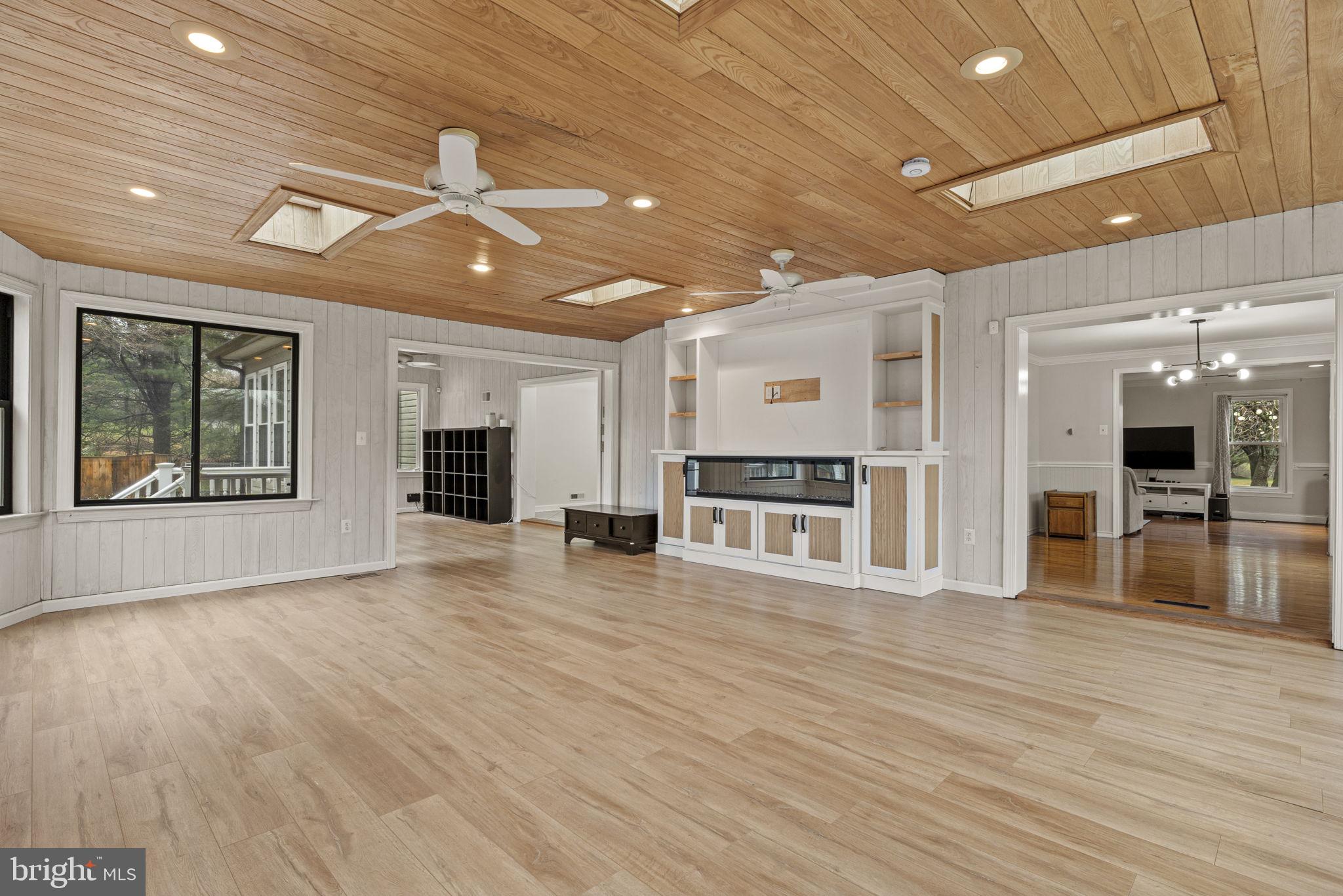 SENECA UPLAND - Residential