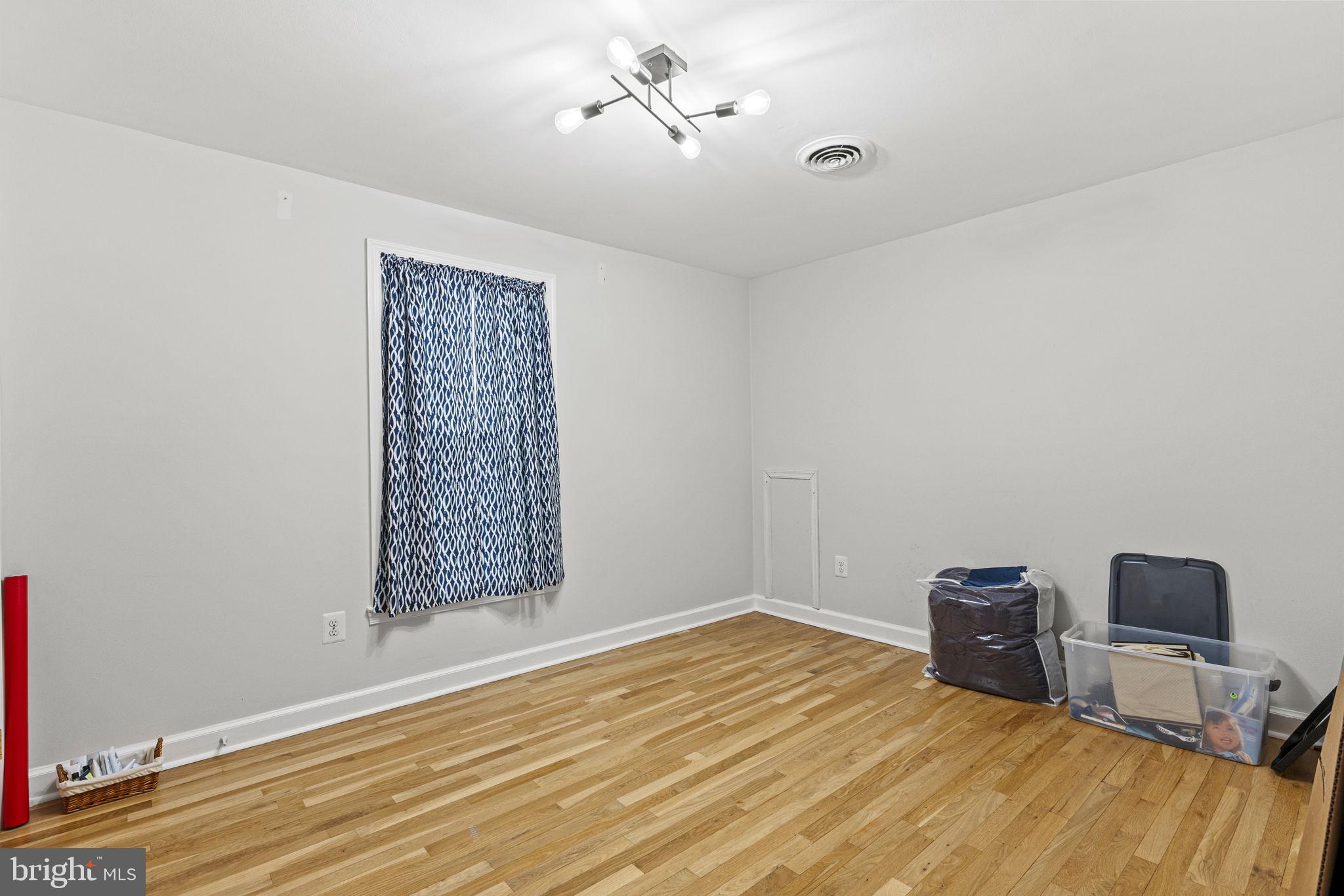 SENECA UPLAND - Residential