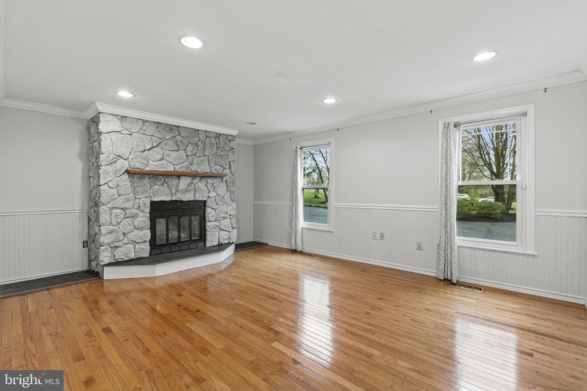 SENECA UPLAND - Residential