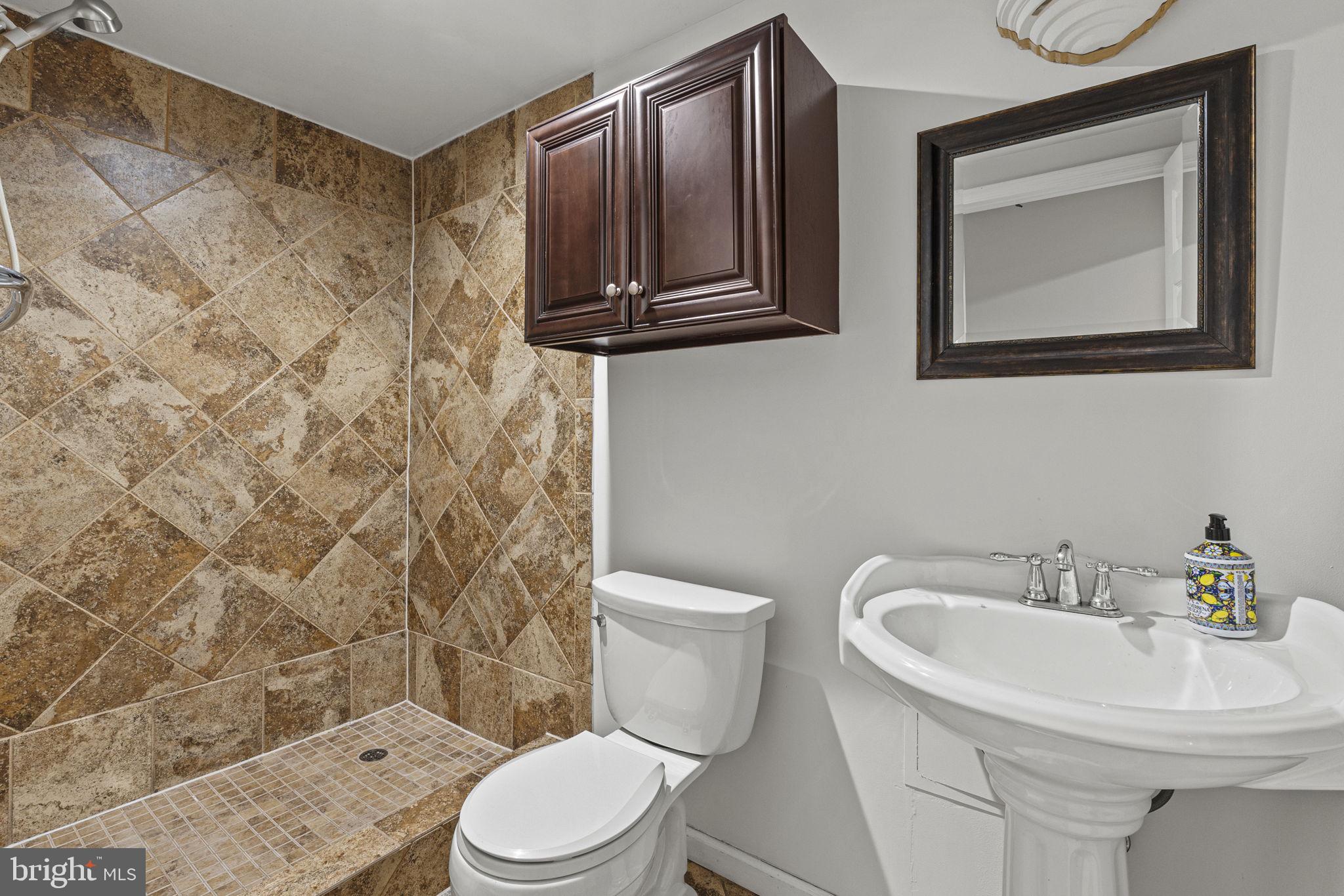 SENECA UPLAND - Residential