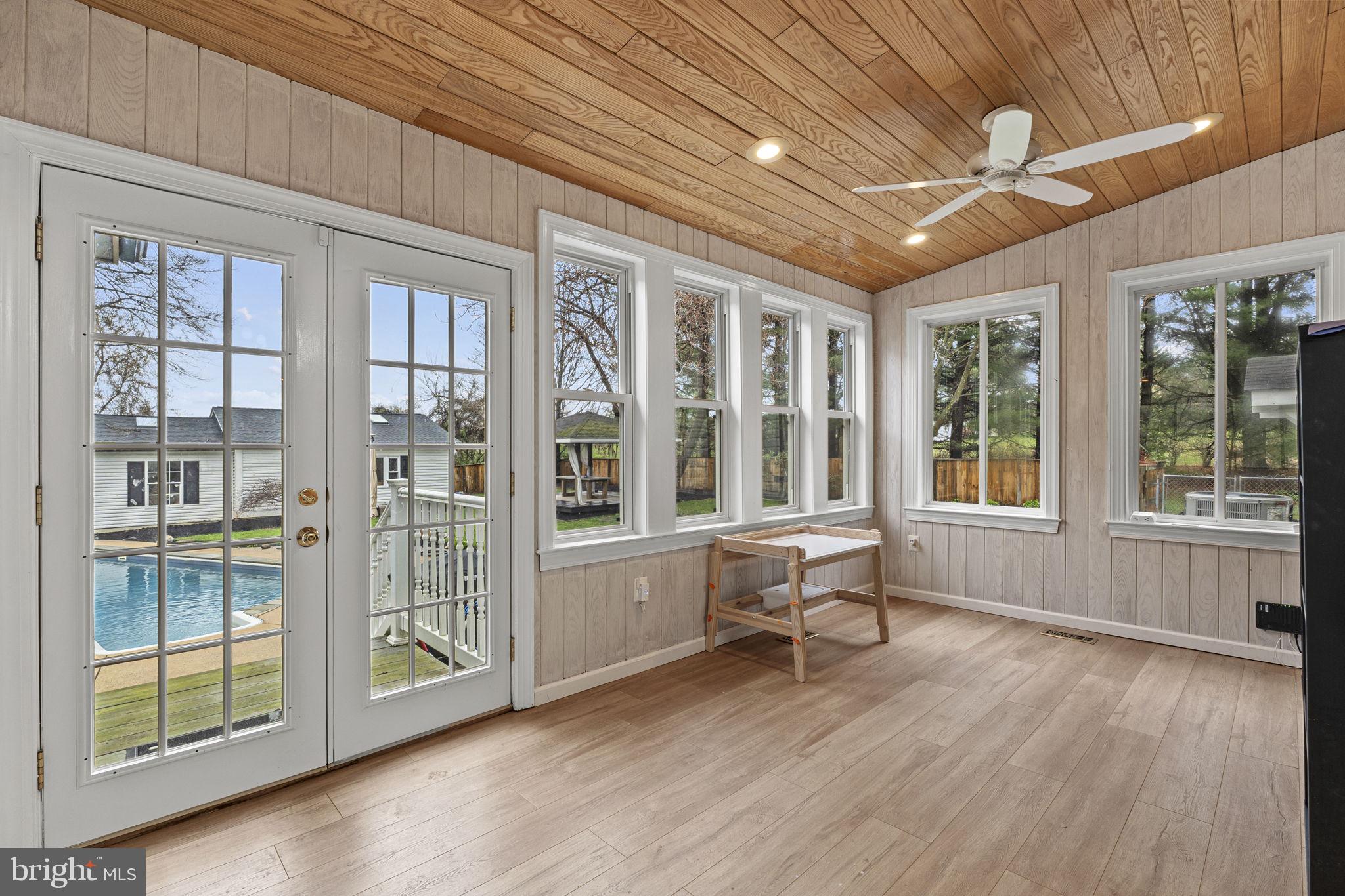 SENECA UPLAND - Residential