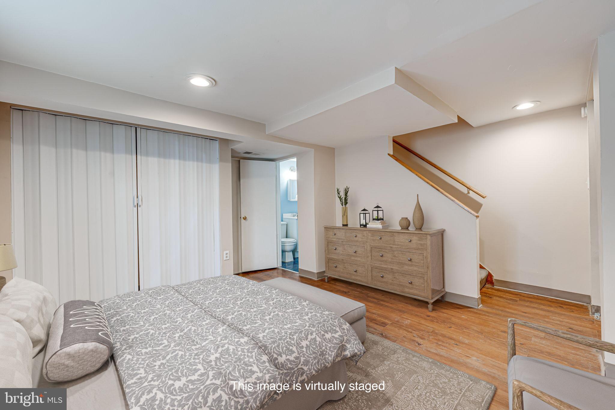 HUNTINGTON - Residential Lease