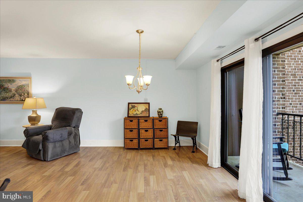 FLYING HILLS - Residential