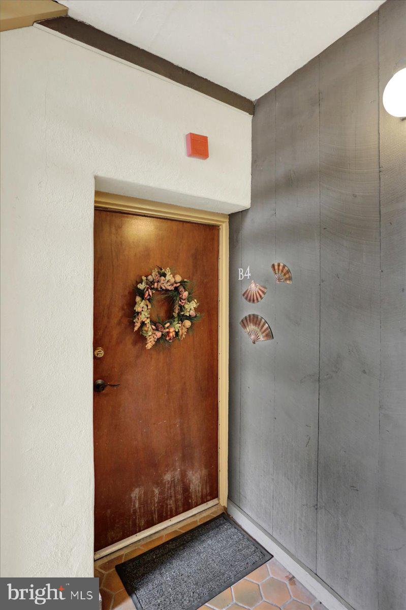 FLYING HILLS - Residential