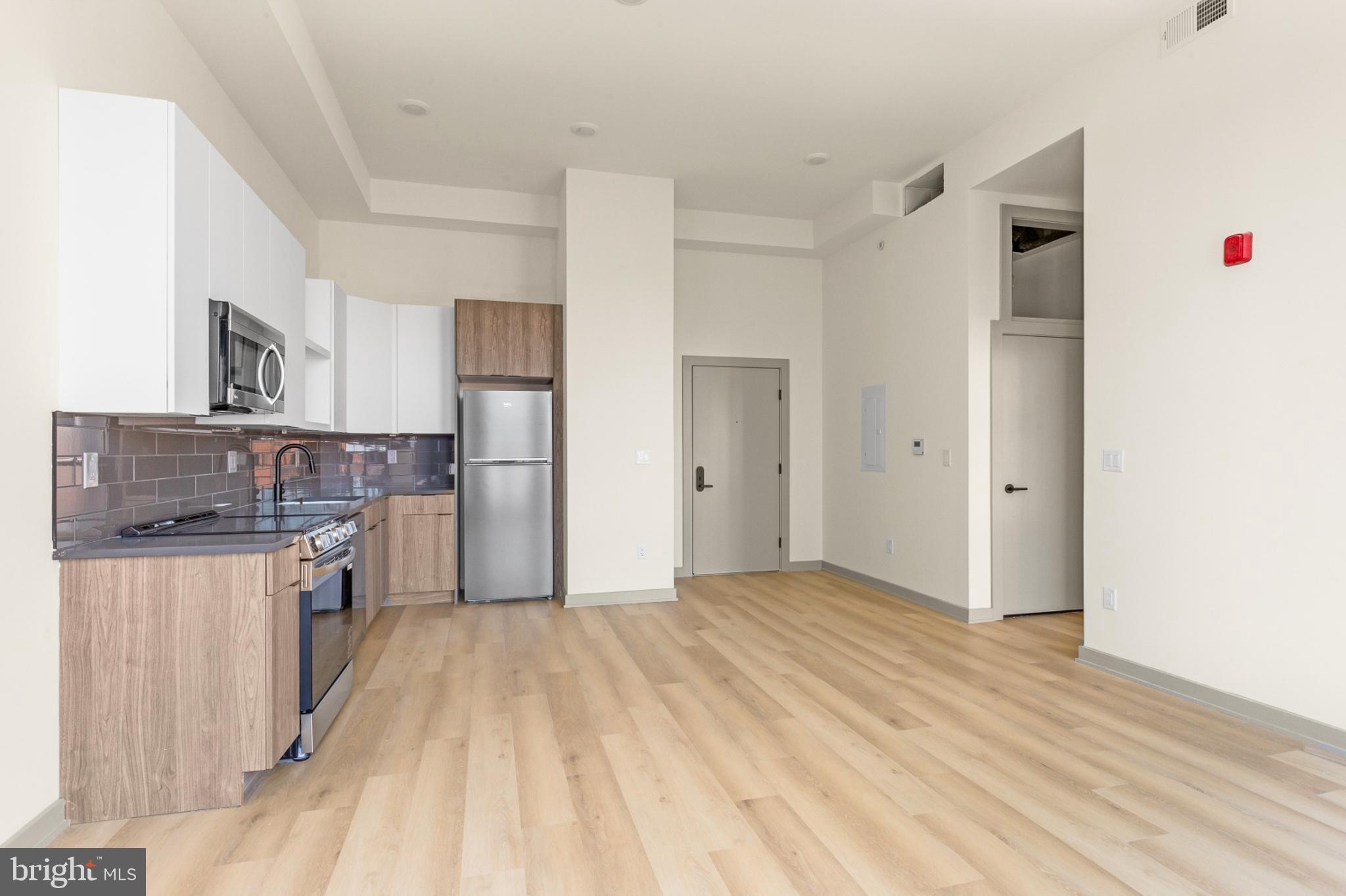 SPRING GARDEN - Residential Lease