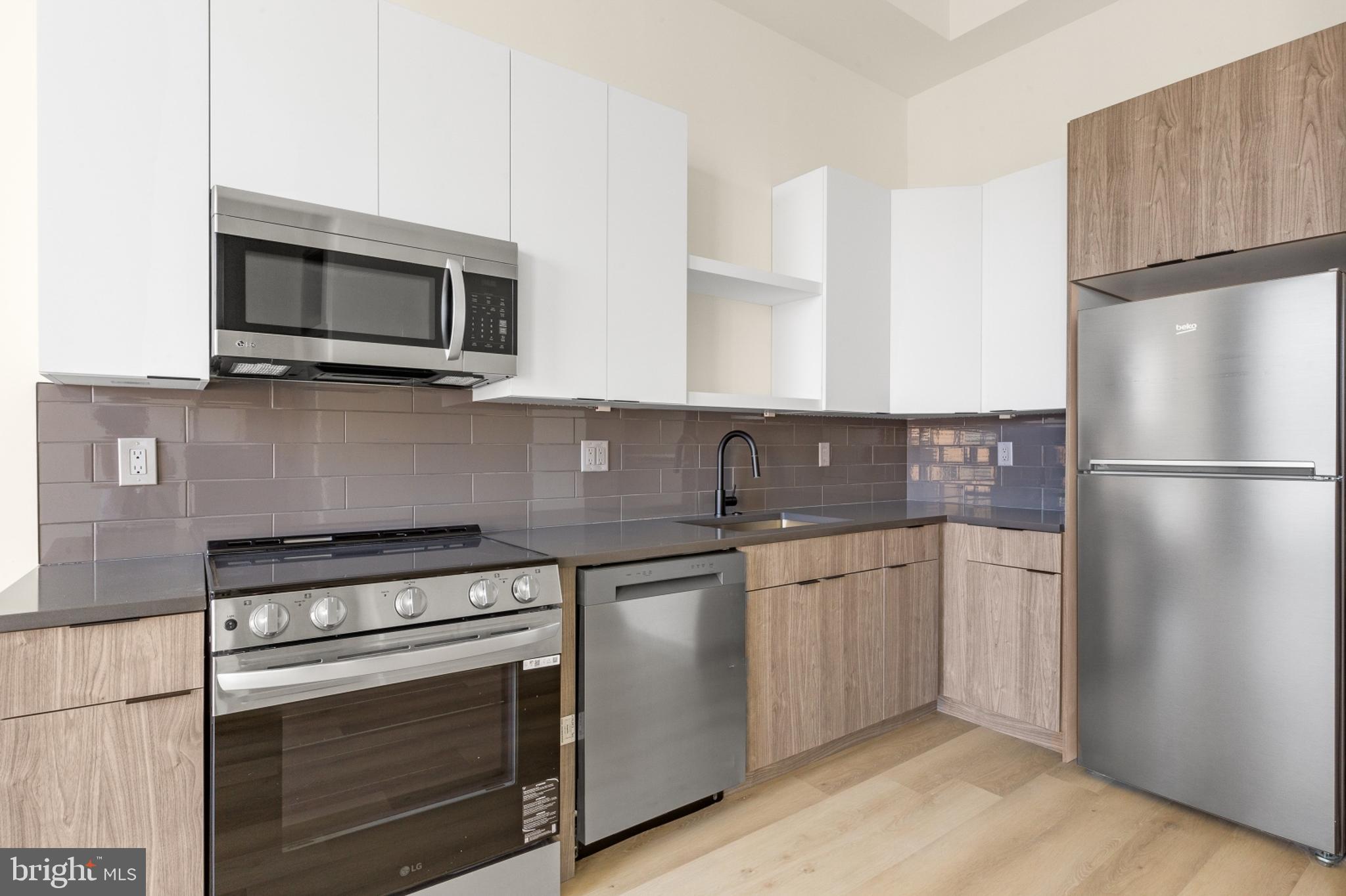 SPRING GARDEN - Residential Lease